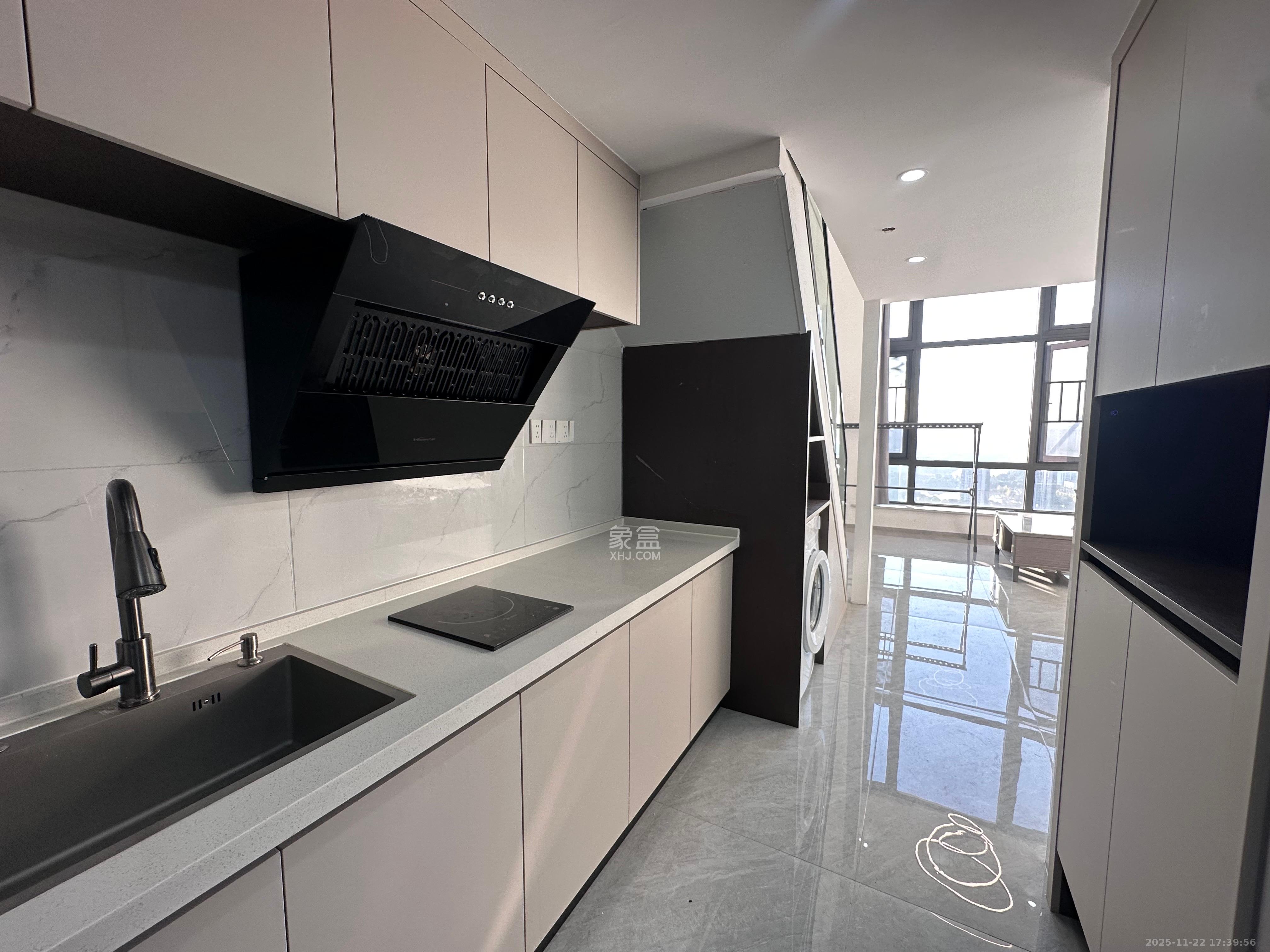 藏珑湖上公馆 1室1厅1卫 2800.0元/月 藏珑湖上公馆 1室1厅1卫 2800.0元/月室内图