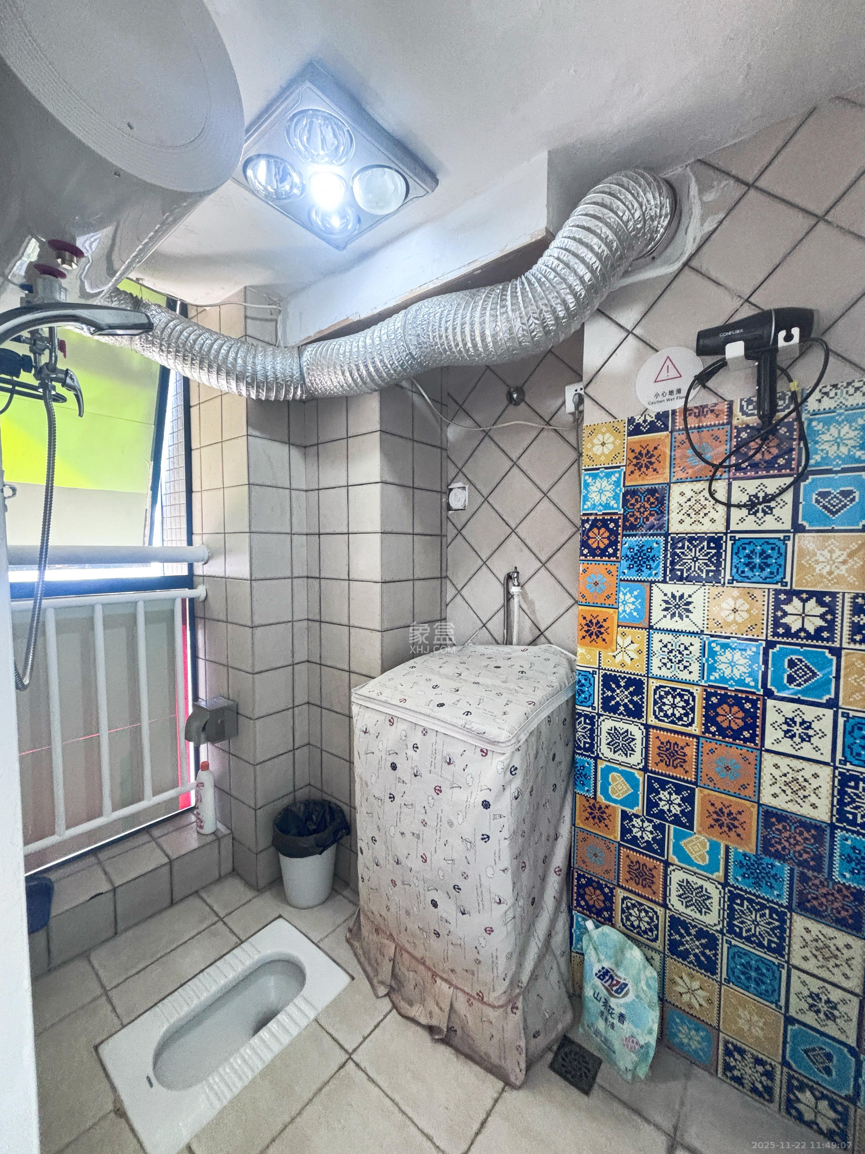 东一国际  1室0厅0卫    1700.0元/月室内图