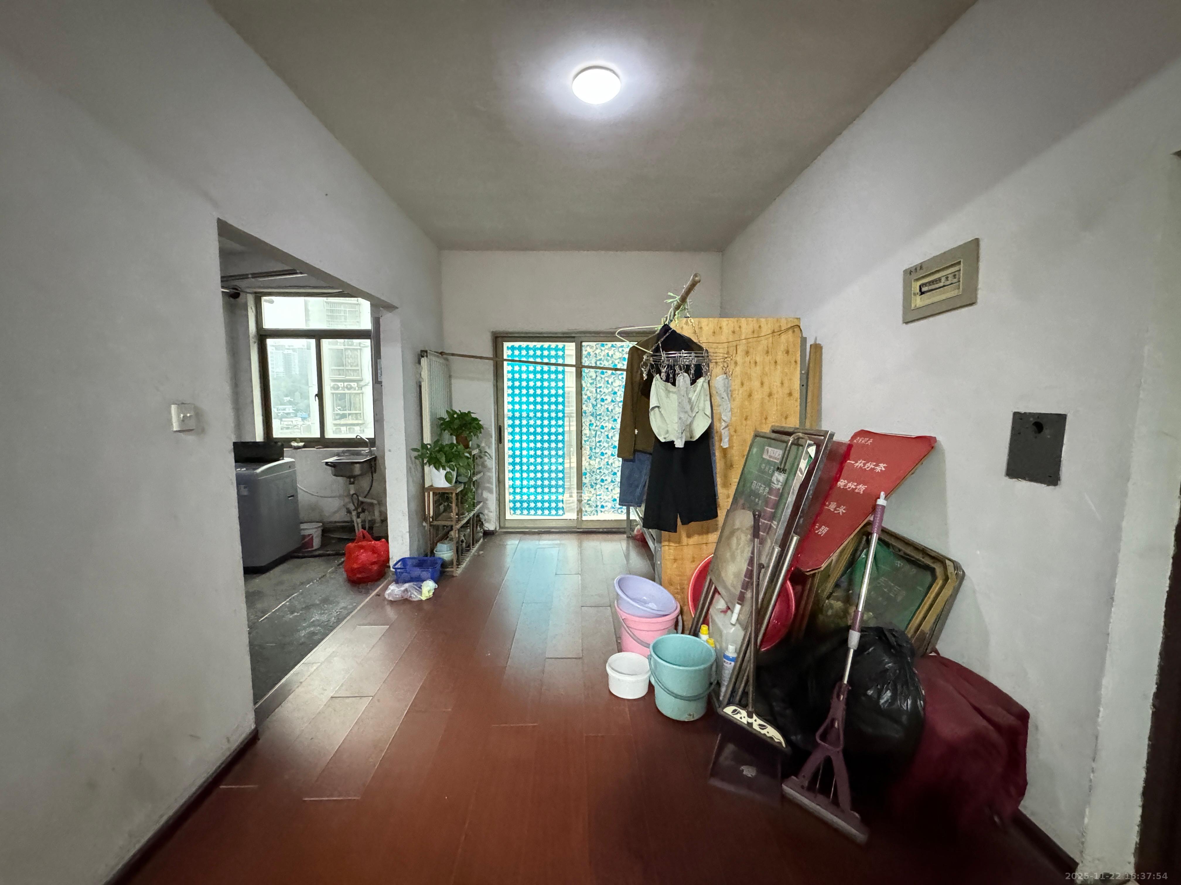 金质嘉苑 3室2厅2卫 1500.0元/月 金质嘉苑 3室2厅2卫 1500.0元/月室内图