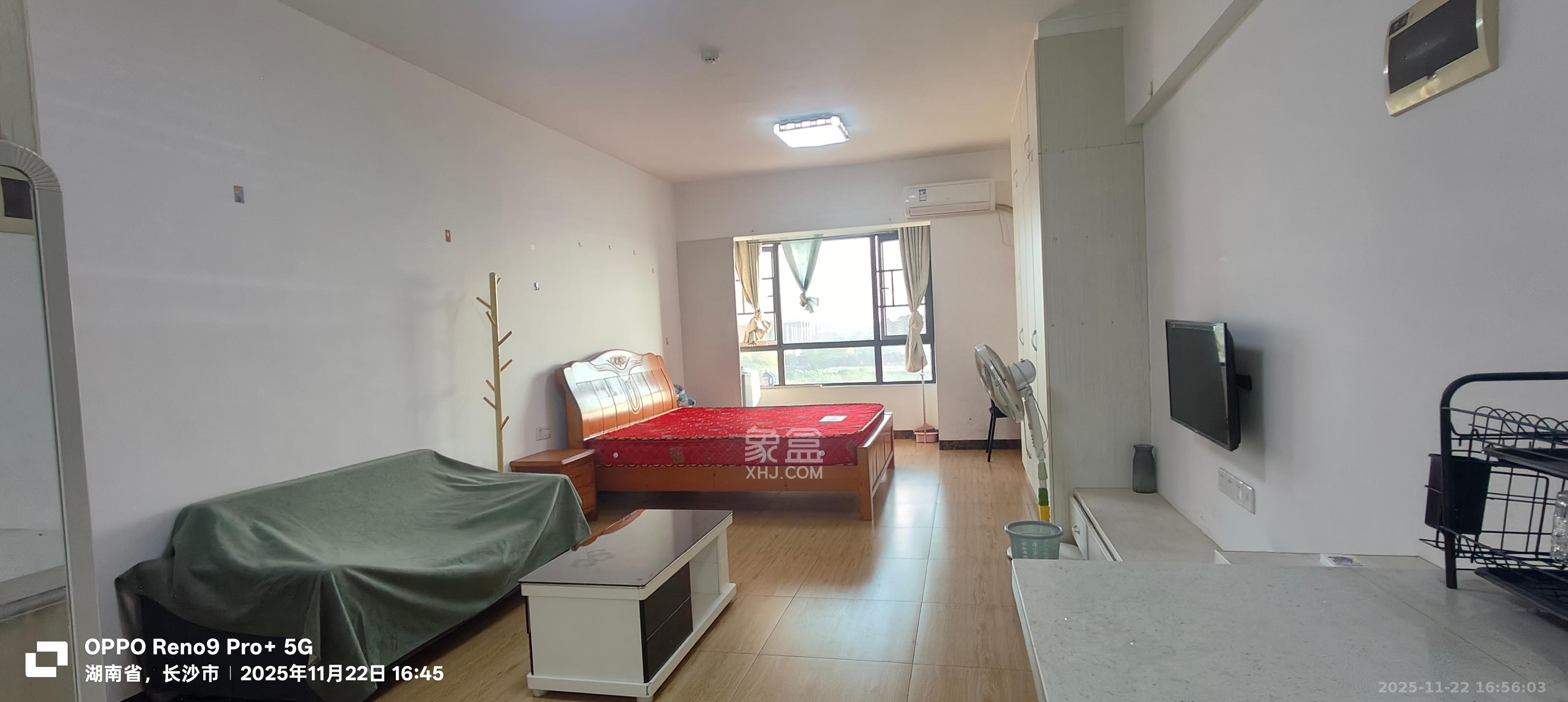 九峰远见 1室1厅1卫 1300.0元/月 九峰远见 1室1厅1卫 1300.0元/月室内图