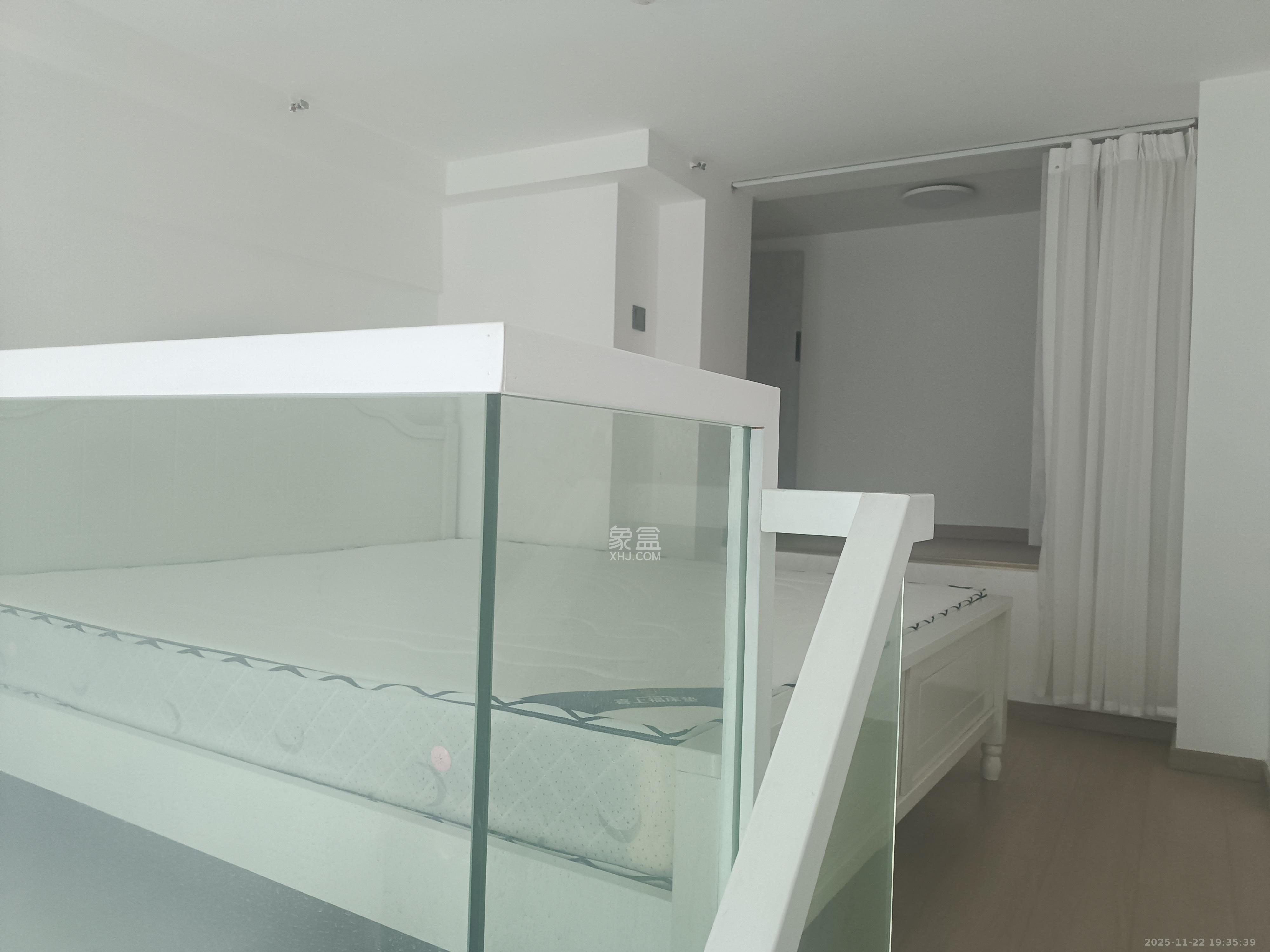 珠江花城好世界  1室1厅1卫    1700.0元/月室内图