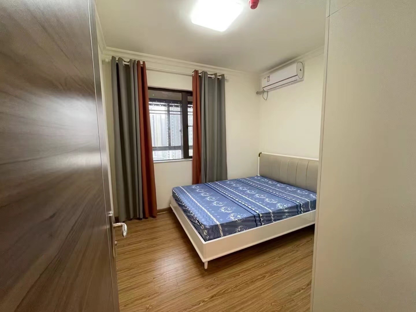 华耀碧桂园十里江湾誉峯 2室1厅1卫 1700.0元/月 华耀碧桂园十里江湾誉峯 2室1厅1卫 1700.0元/月室内图