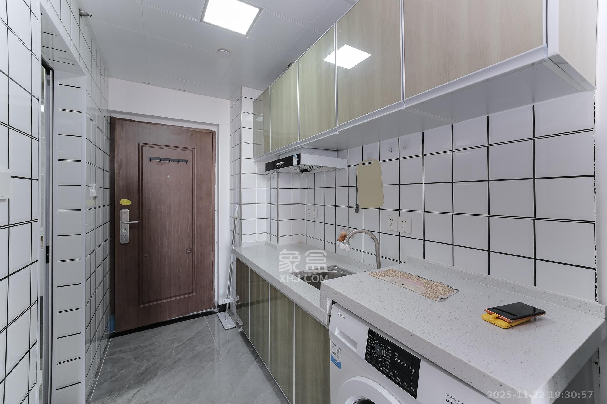 保利香槟国际  1室0厅0卫    17.5万厨房