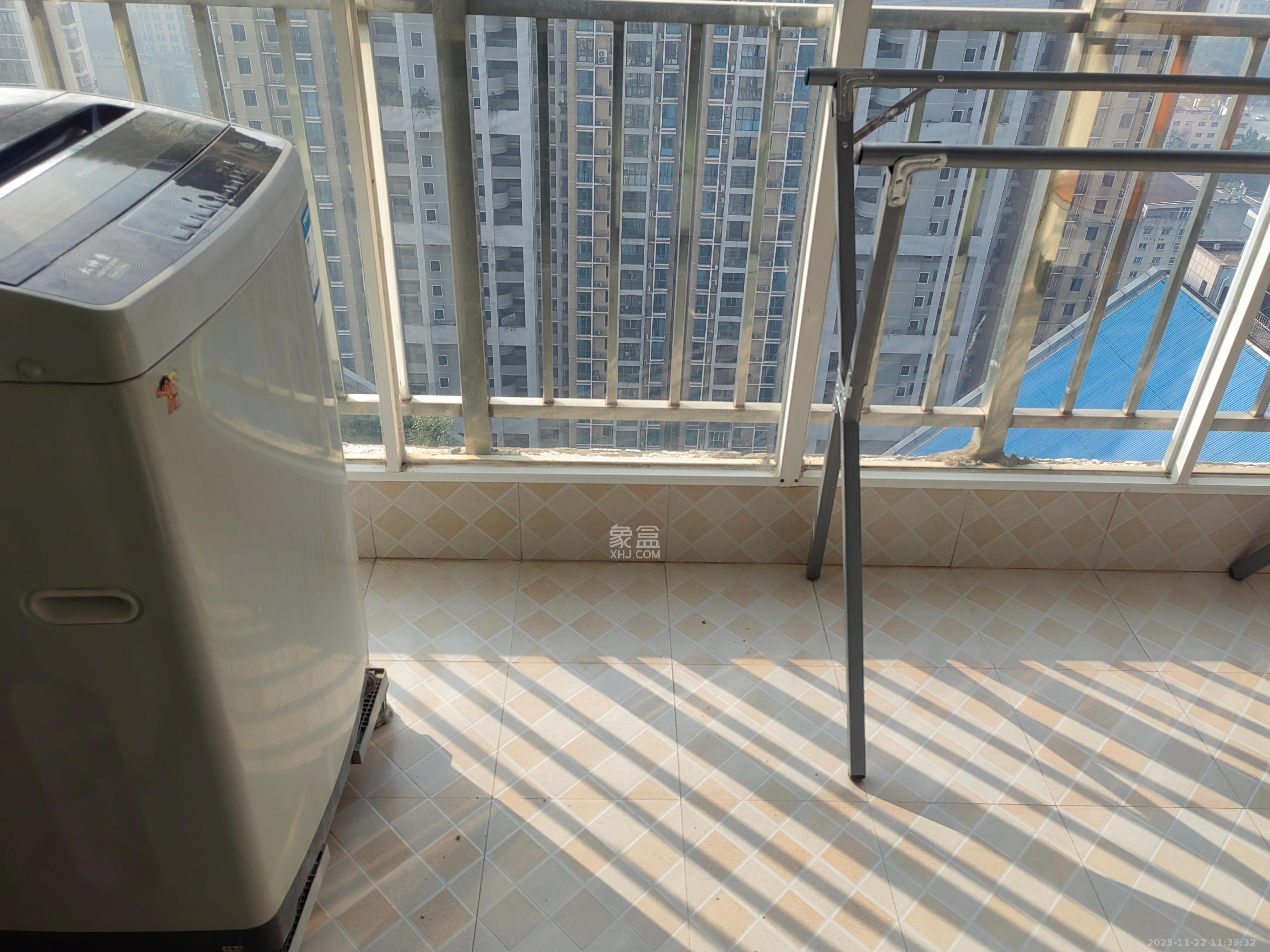 凯通国际城(凯通朝庭) 2室1厅1卫 2300.0元/月 凯通国际城(凯通朝庭) 2室1厅1卫 2300.0元/月室内图