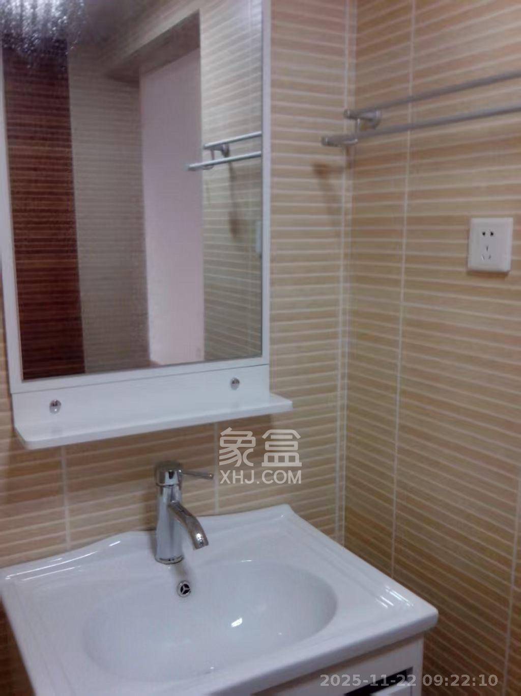 鸿基橄榄君庭 2室1厅1卫 2400.0元/月 鸿基橄榄君庭 2室1厅1卫 2400.0元/月室内图