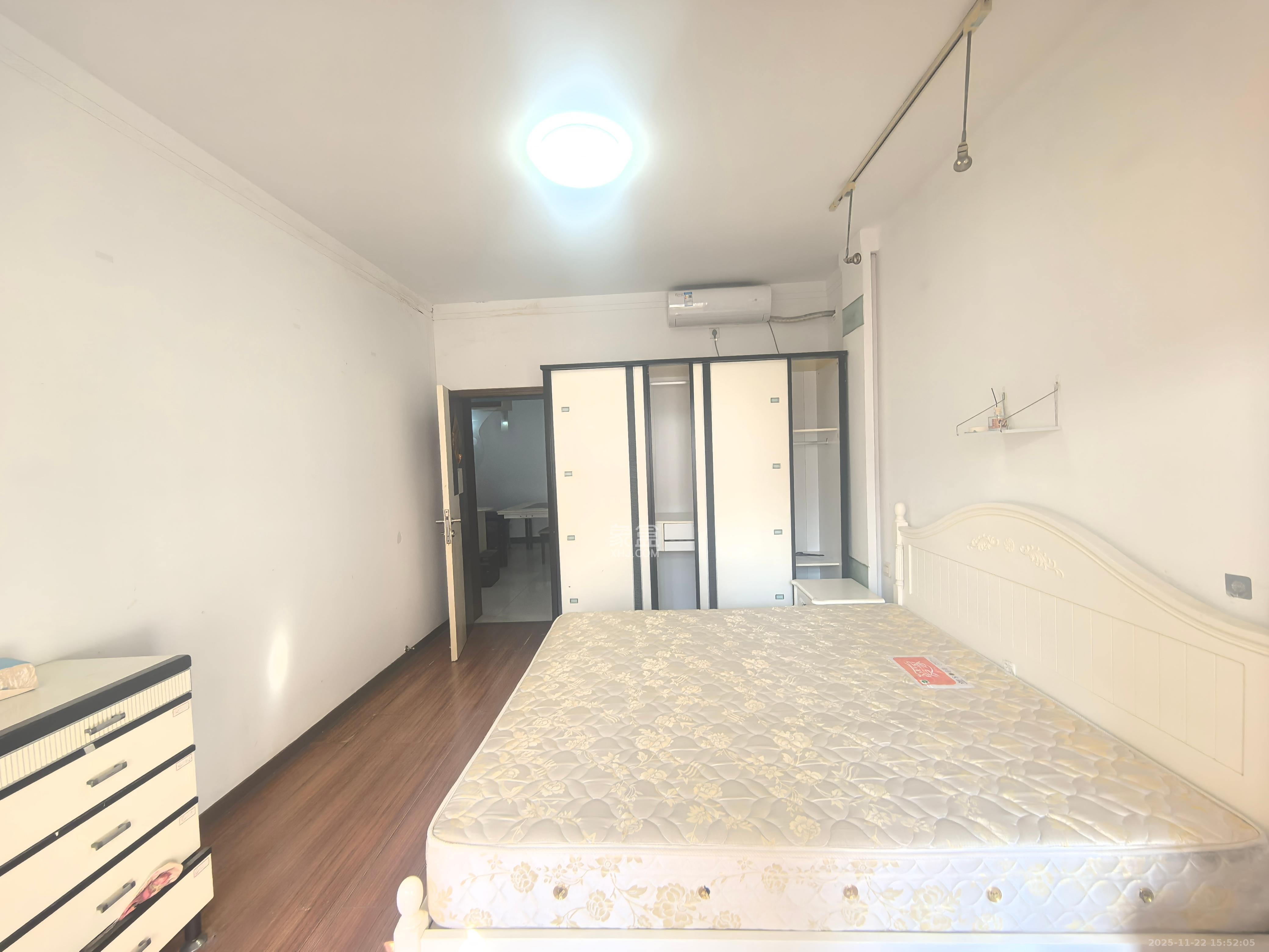 杏林小区 3室2厅1卫 2000.0元/月 杏林小区 3室2厅1卫 2000.0元/月室内图