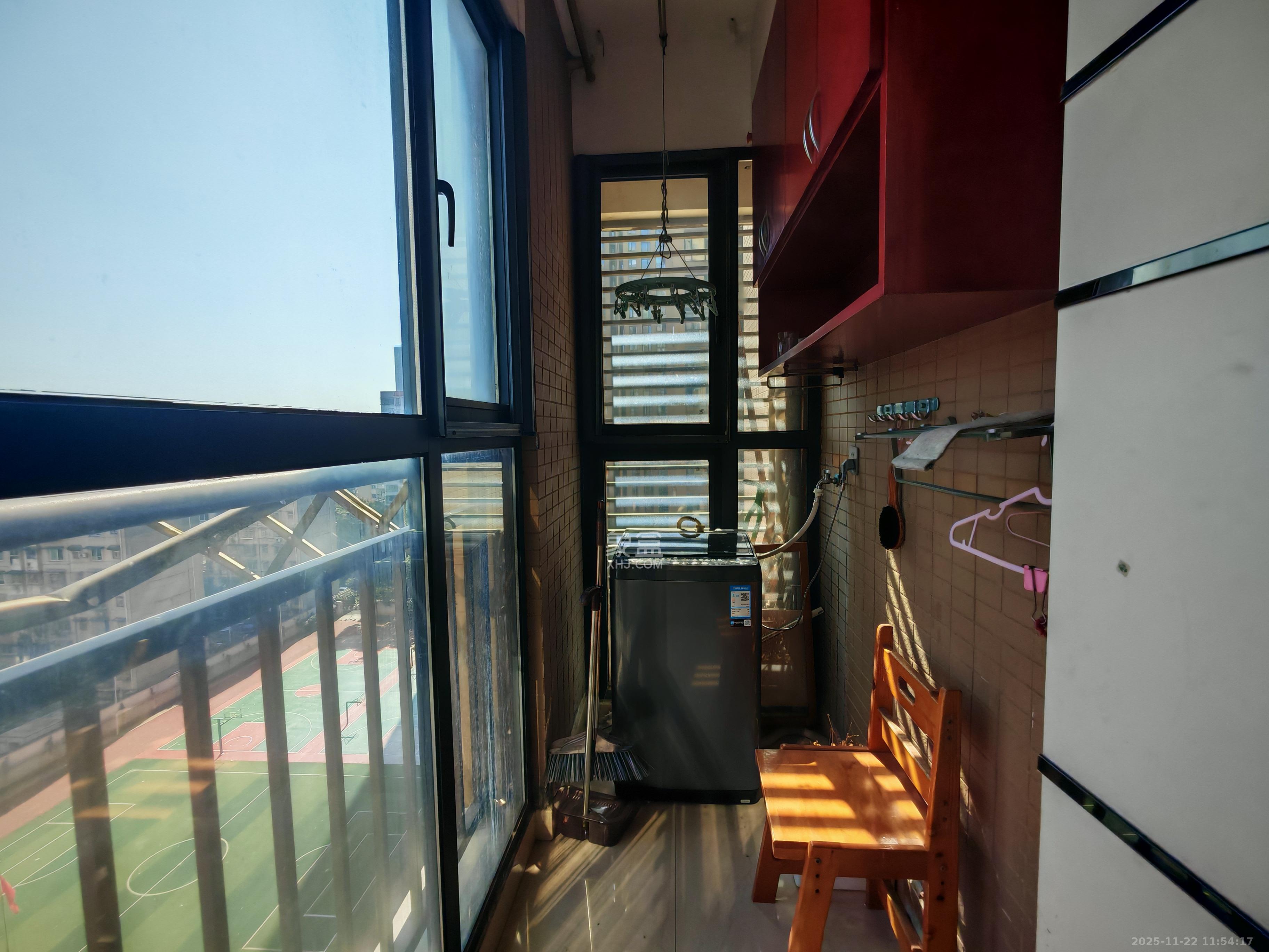 万博汇 2室1厅1卫 2300.0元/月 万博汇 2室1厅1卫 2300.0元/月室内图