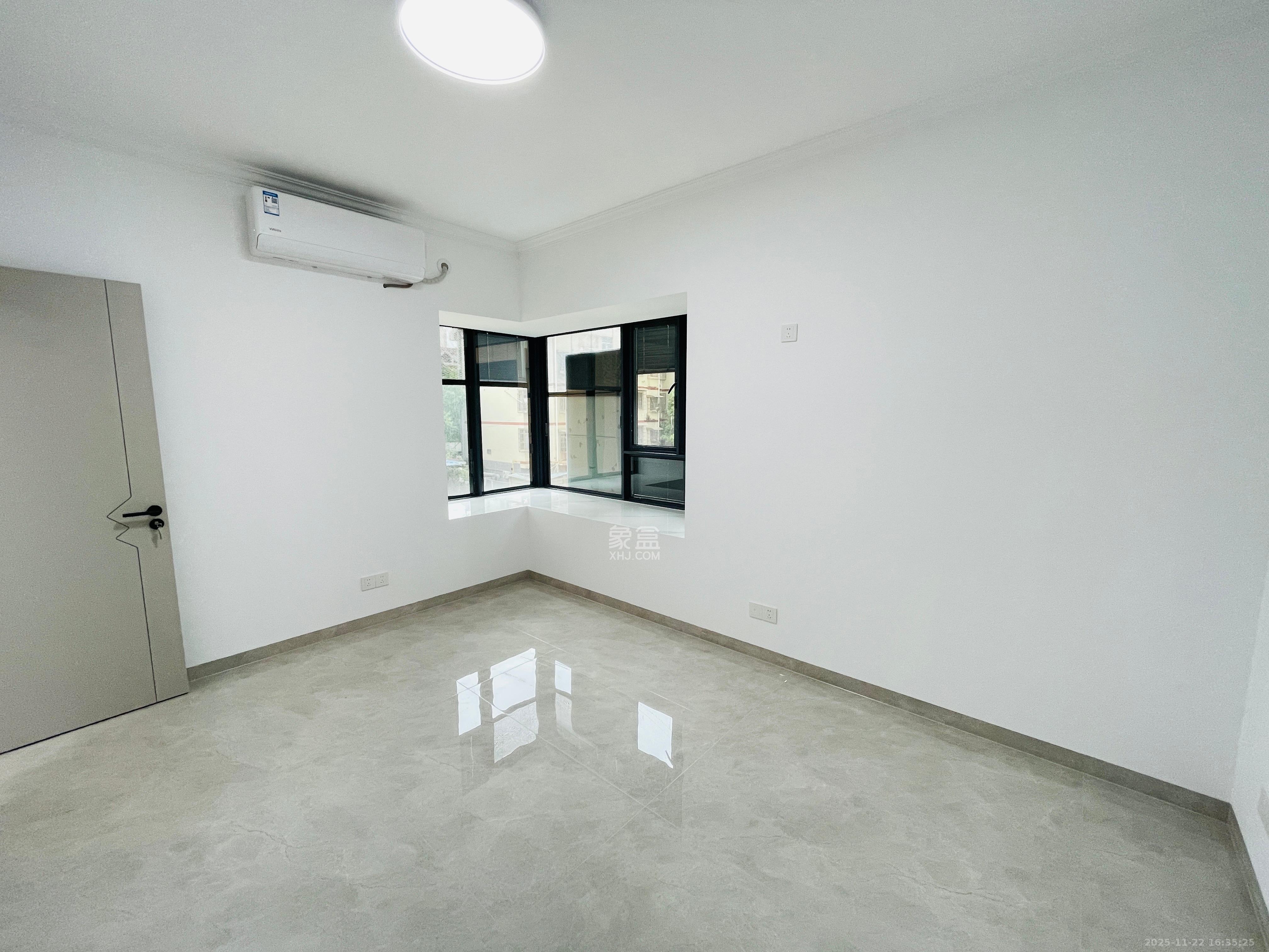 金石蓉园  2室2厅1卫    2600.0元/月室内图