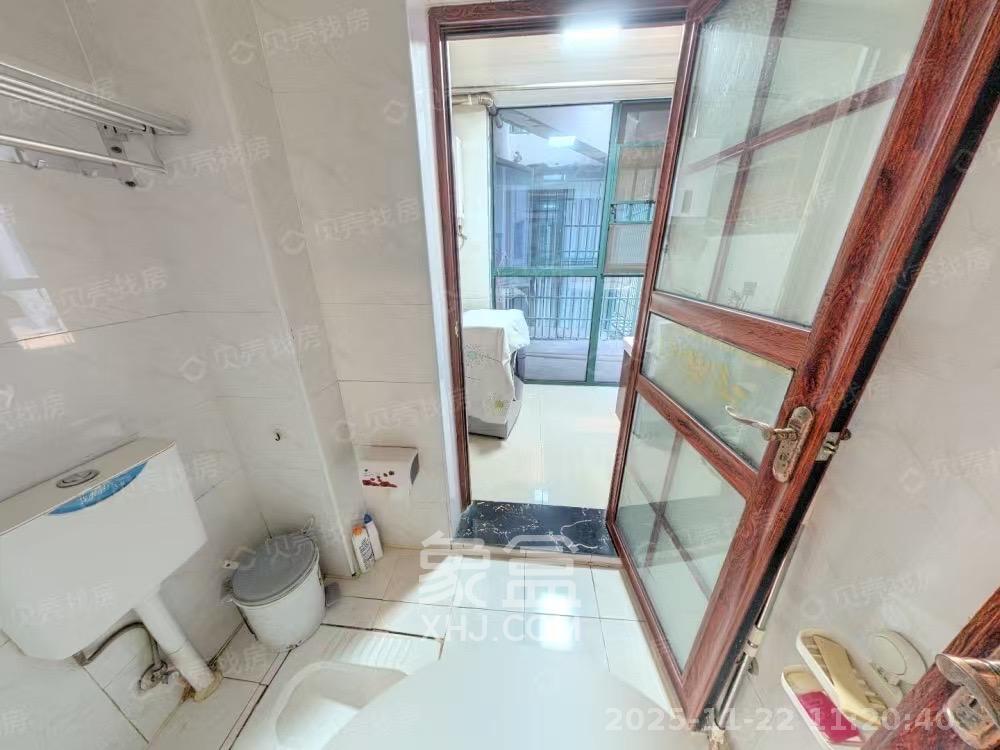 才子嘉都  3室2厅1卫    1500.0元/月室内图