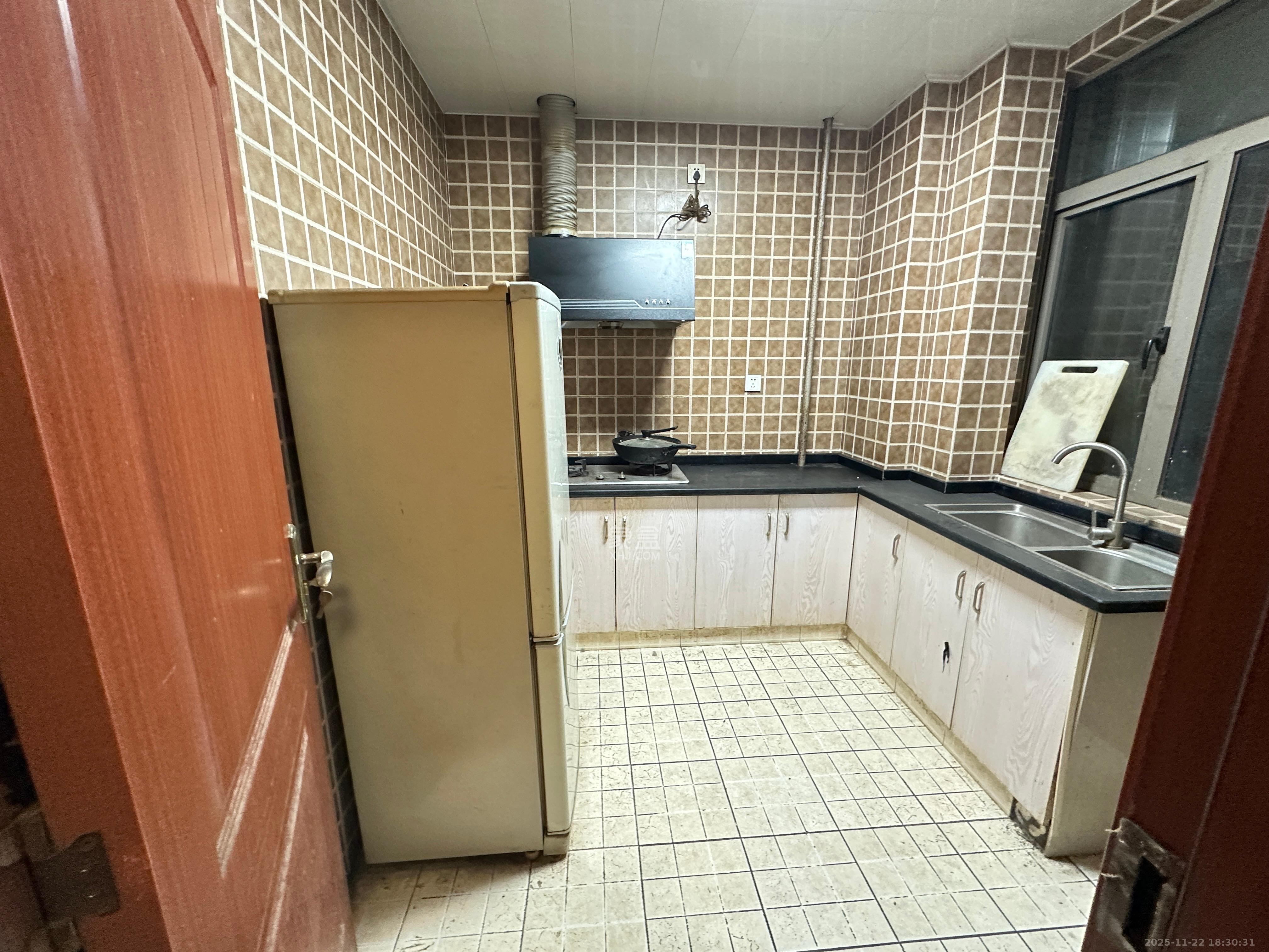 金域南外滩(望江佳园) 4室2厅2卫 4000.0元/月 金域南外滩(望江佳园) 4室2厅2卫 4000.0元/月室内图