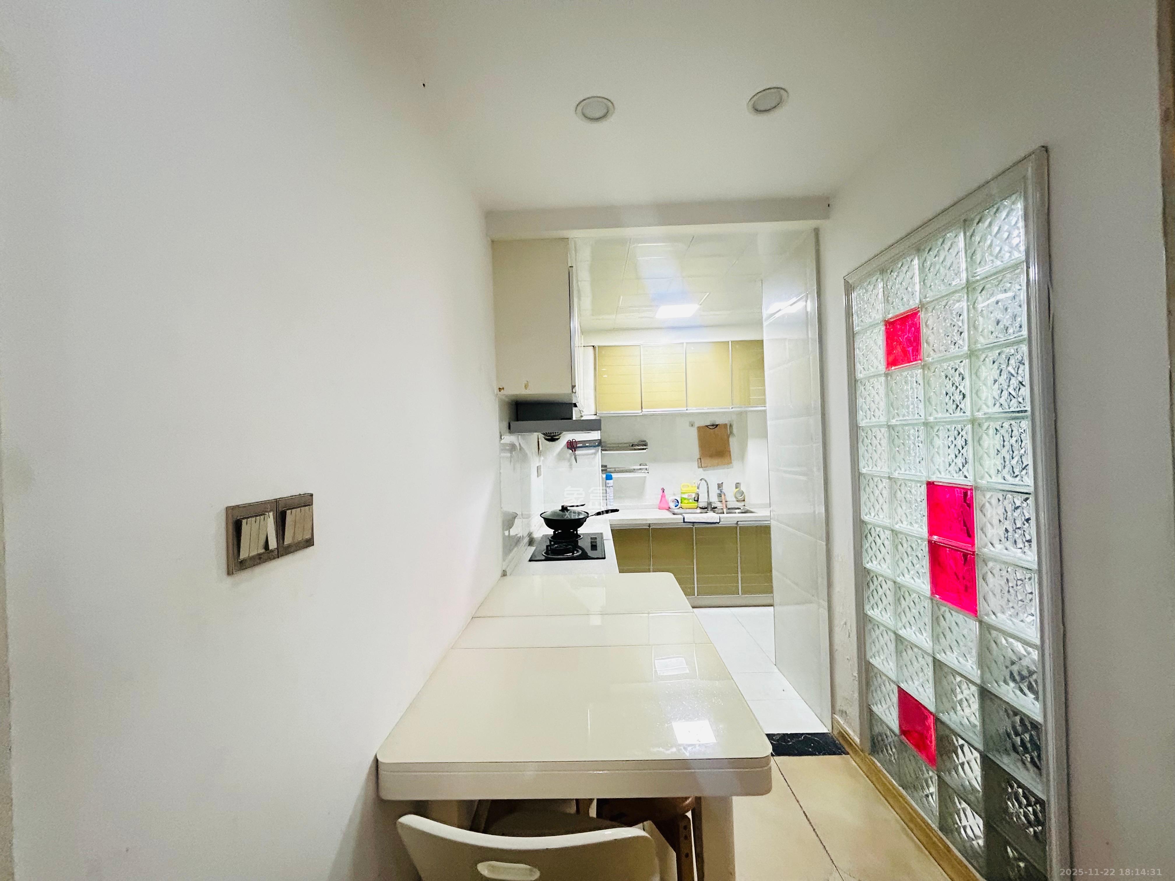 印山蓝色海岸  2室1厅1卫    1500.0元/月室内图