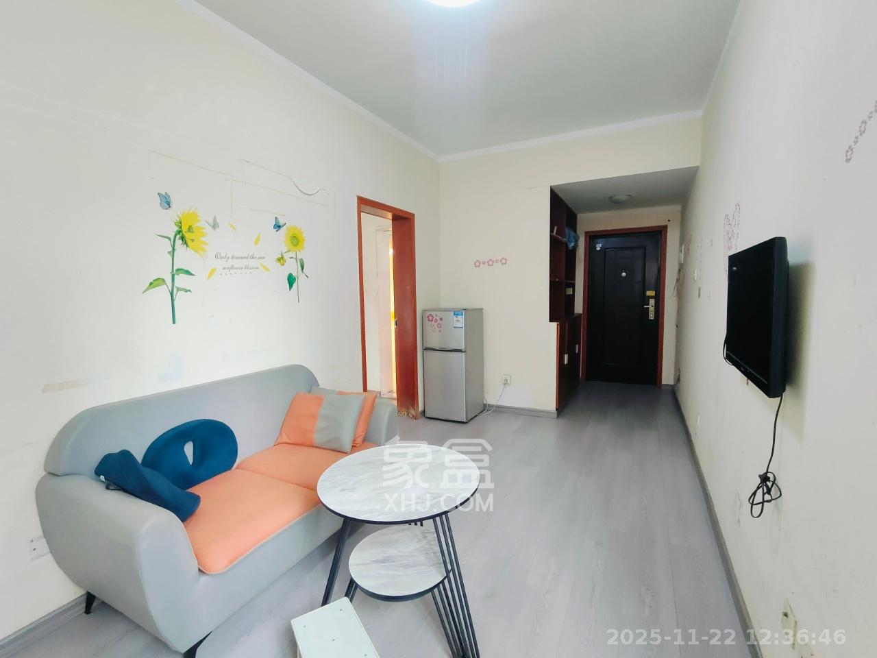 风华四季园  1室1厅1卫    1600.0元/月