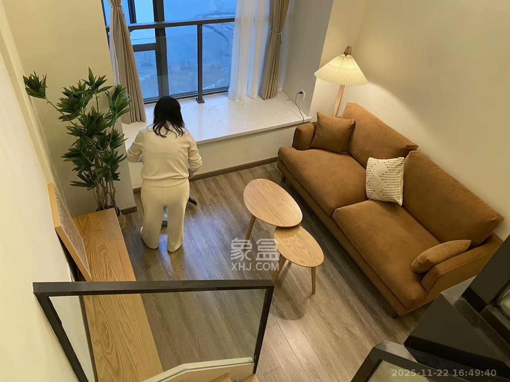 卓越浅水湾  1室0厅0卫    2000.0元/月室内图