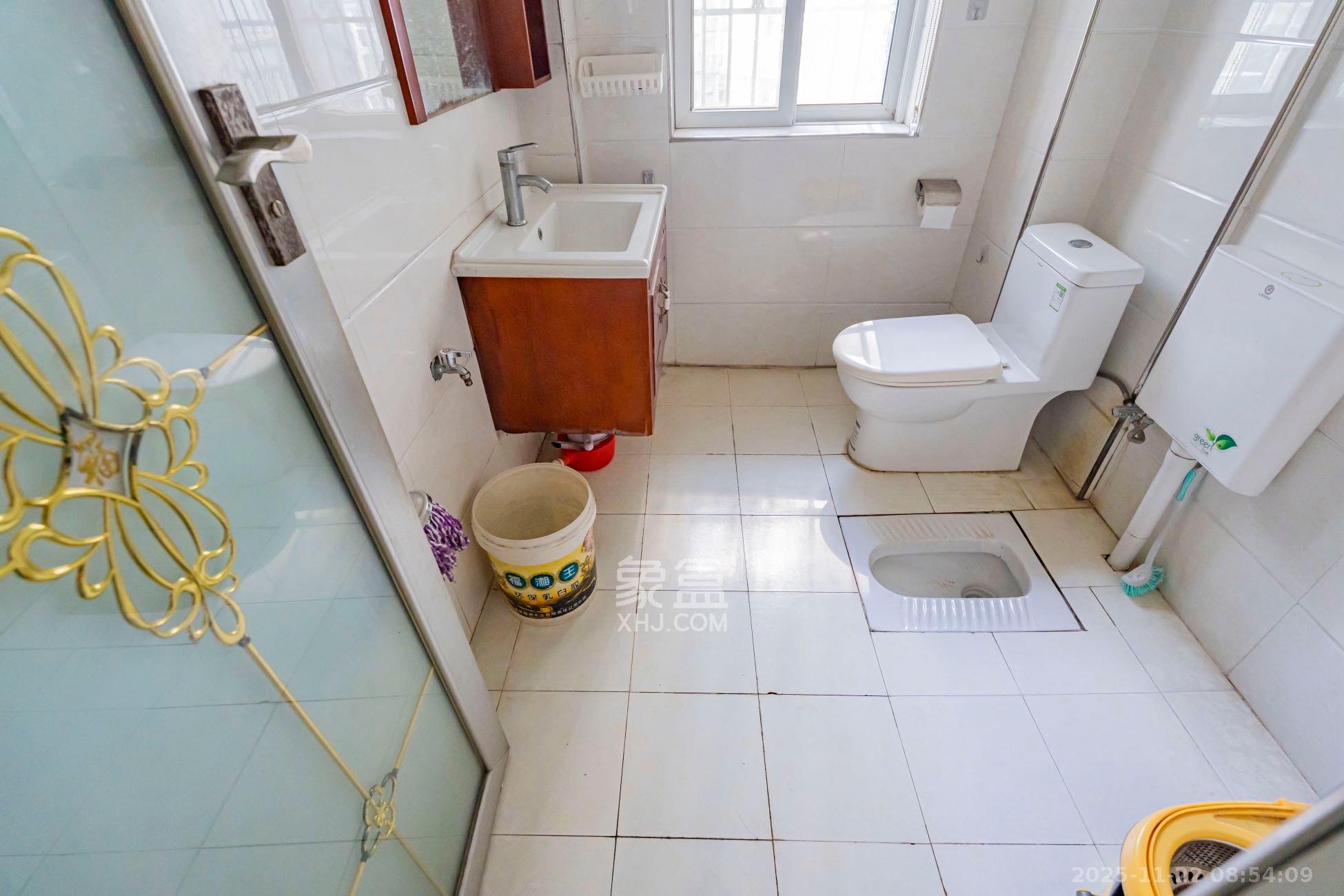 挪威森林(美世界园林公寓) 4室2厅2卫 2500.0元/月 挪威森林(美世界园林公寓) 4室2厅2卫 2500.0元/月室内图