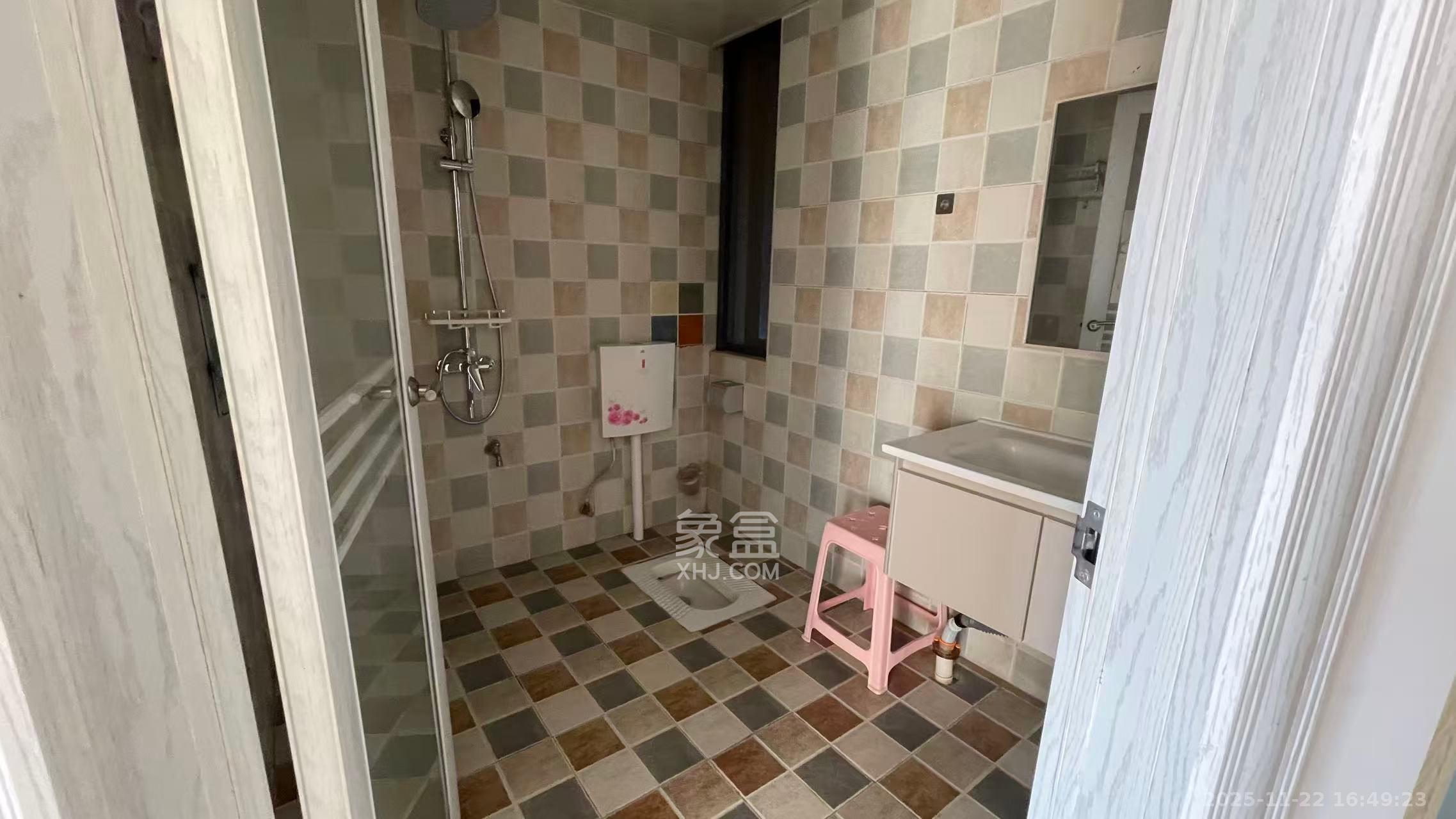 优山美地  1室2厅1卫    2800.0元/月室内图