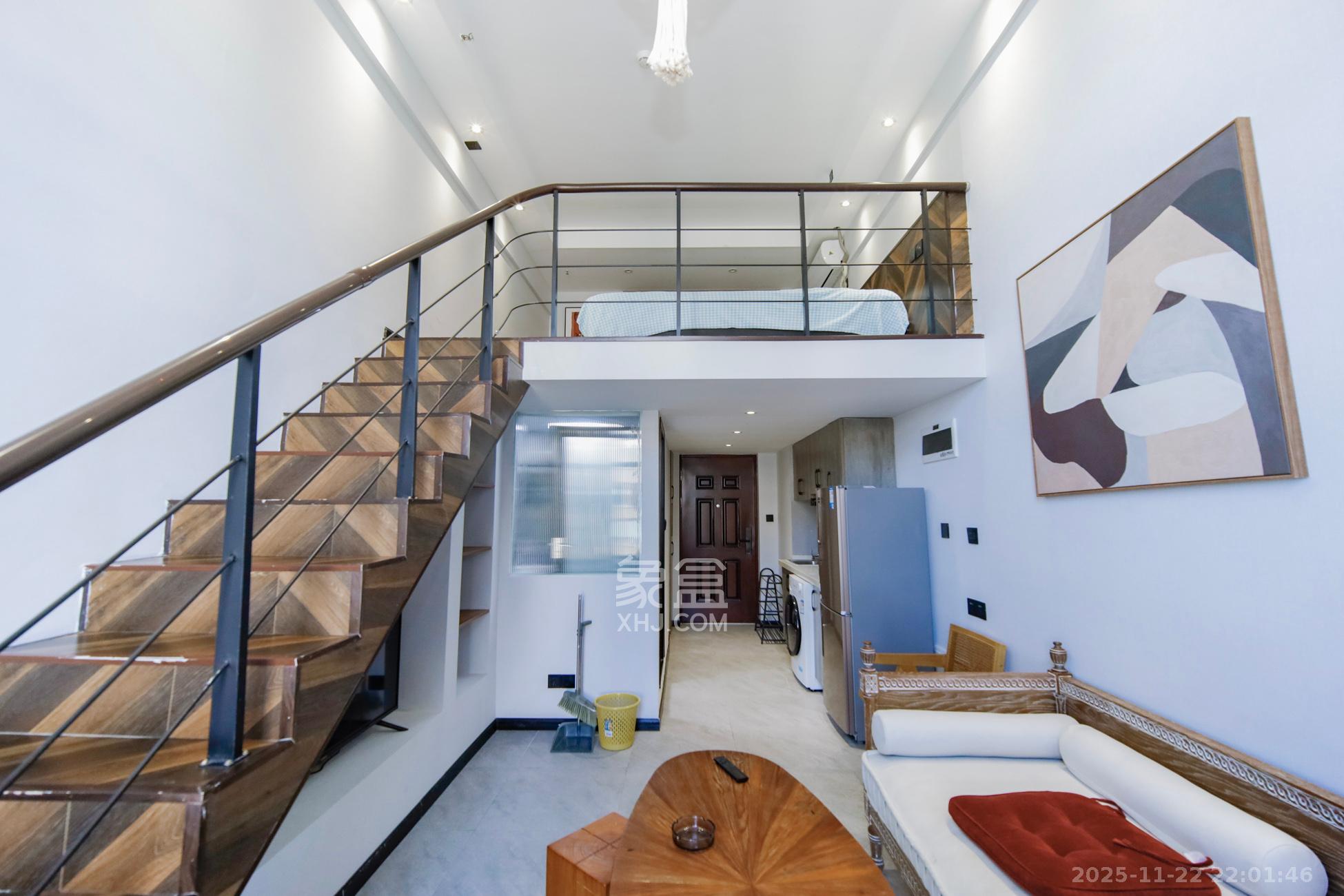 华润翡翠府  2室1厅1卫    29.0万客厅