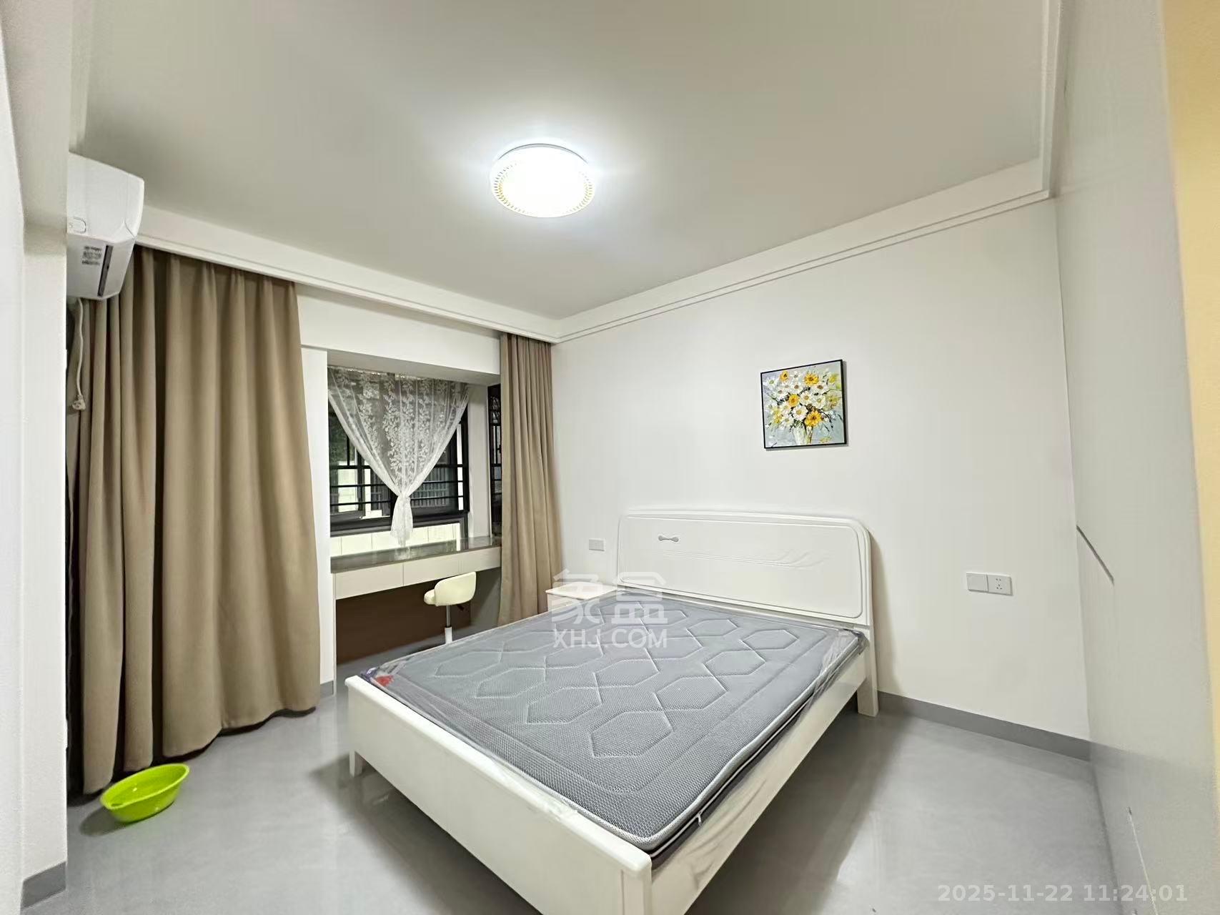 湖湘时代名邸公园壹号 2室1厅1卫 2500.0元/月 湖湘时代名邸公园壹号 2室1厅1卫 2500.0元/月室内图