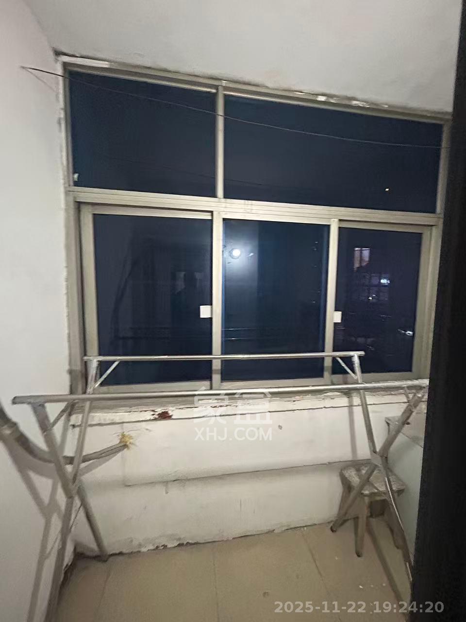 城南路散盘 1室1厅1卫 1500.0元/月 城南路散盘 1室1厅1卫 1500.0元/月室内图