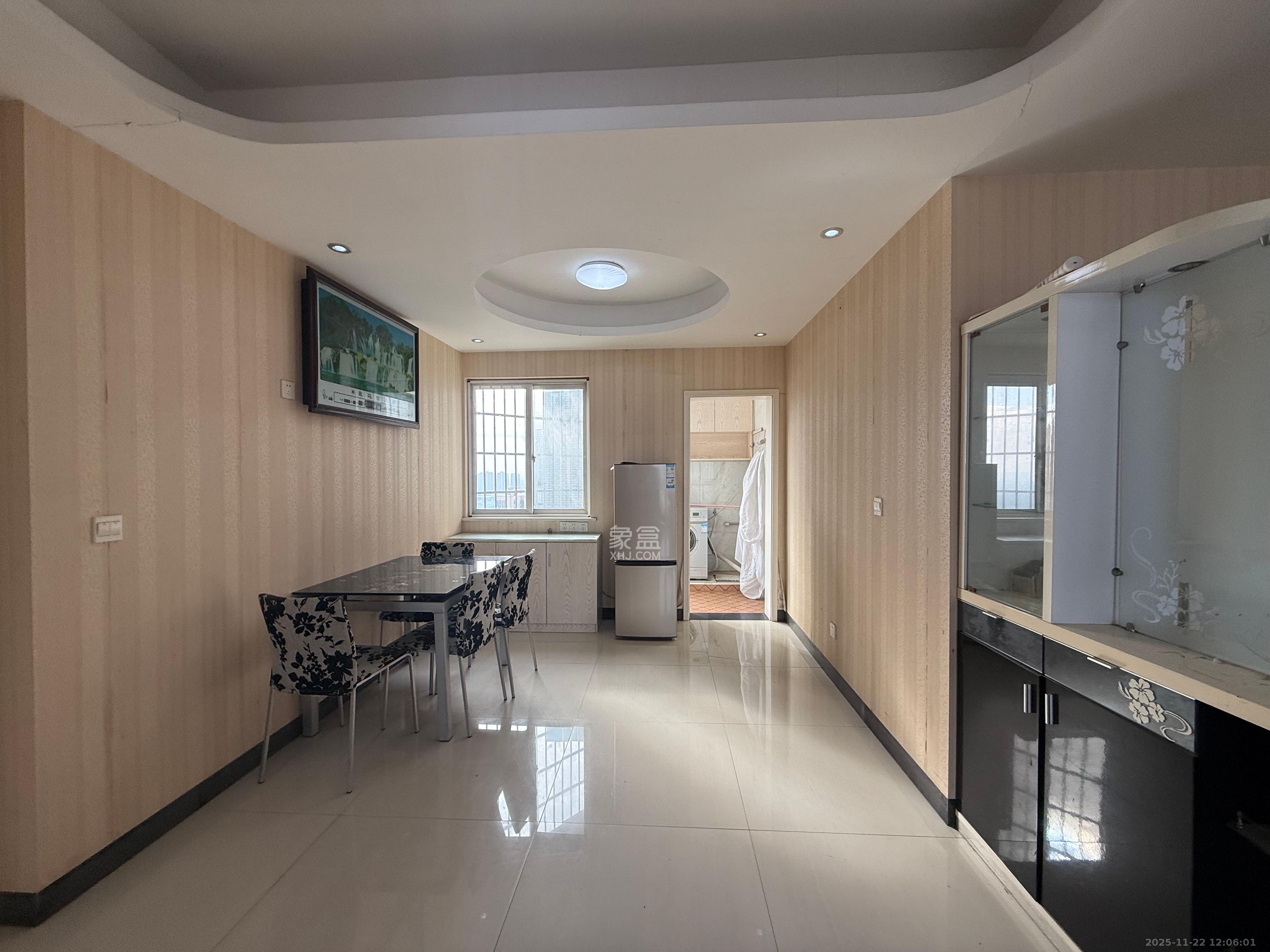 时代星城 3室2厅2卫 1900.0元/月 时代星城 3室2厅2卫 1900.0元/月室内图