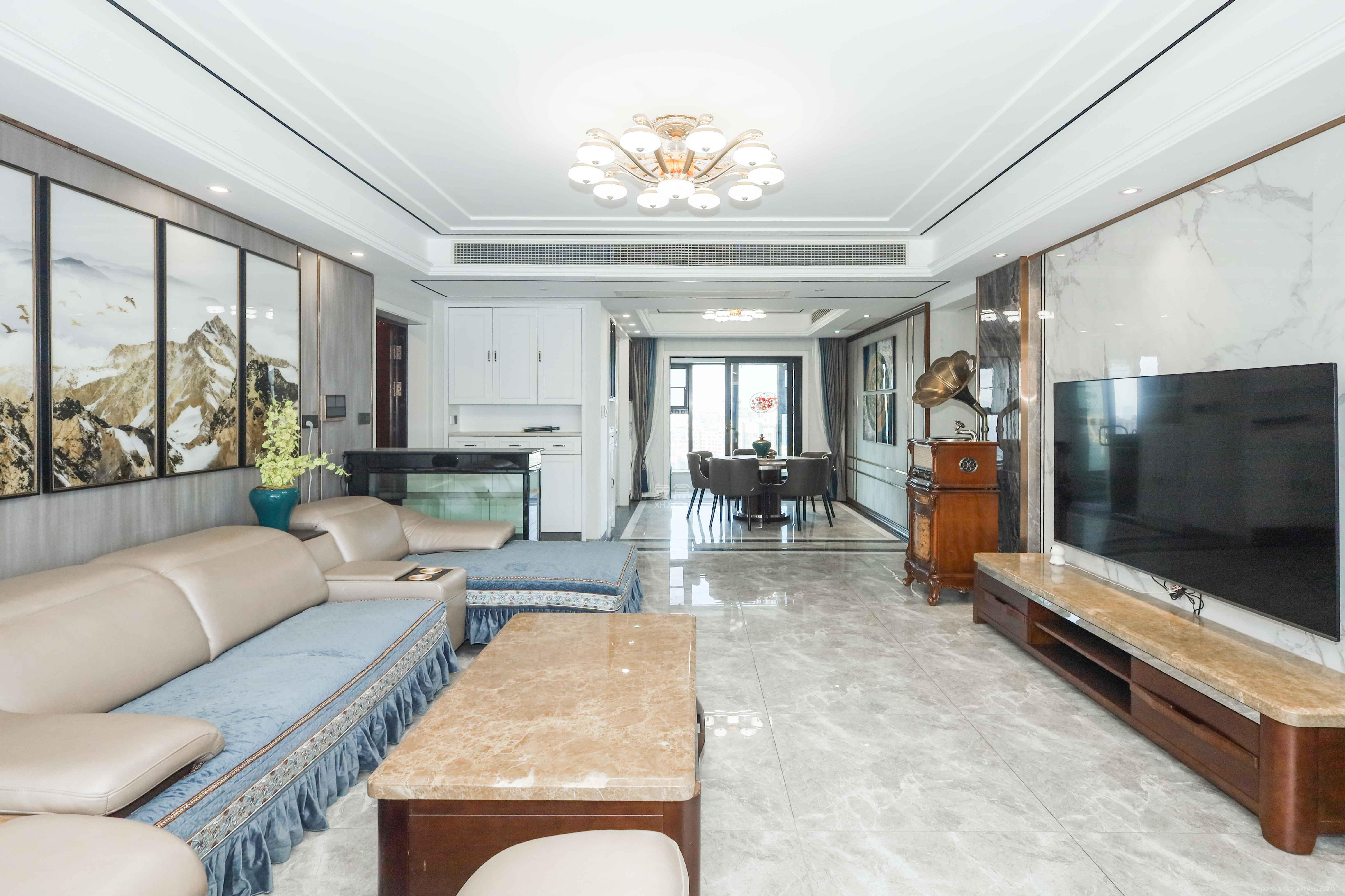 晟通牡丹舸 3室2厅2卫 299.0万 晟通牡丹舸 3室2厅2卫 299.0万客厅