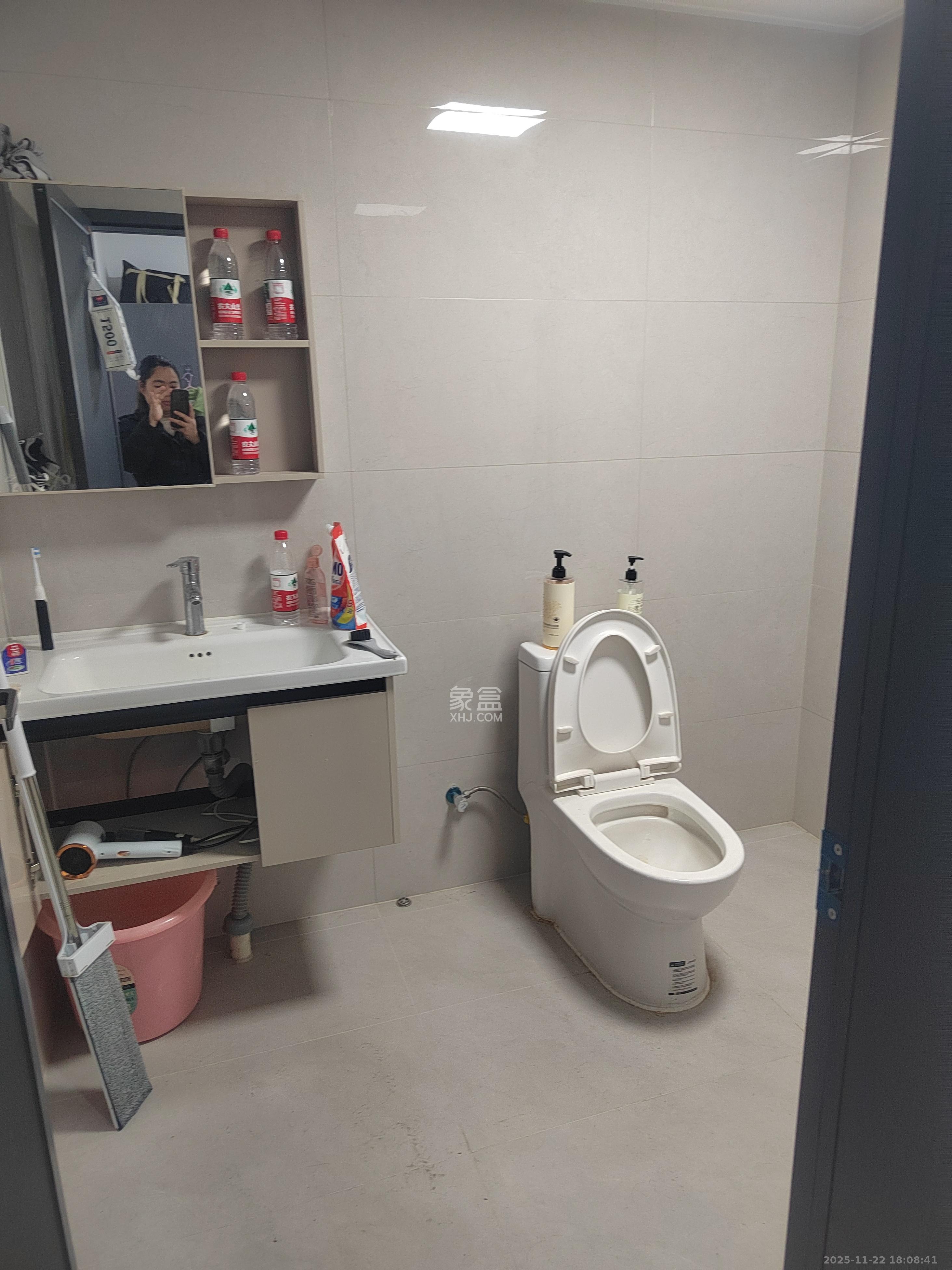 湘域熙岸 3室2厅2卫 2800.0元/月 湘域熙岸 3室2厅2卫 2800.0元/月室内图