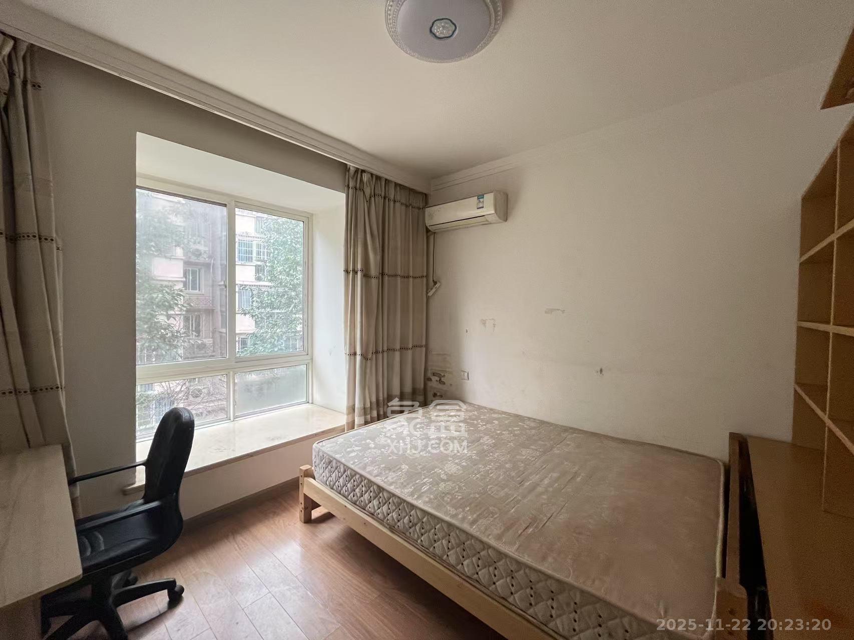 枫华府第 3室1厅2卫 1600.0元/月 枫华府第 3室1厅2卫 1600.0元/月室内图