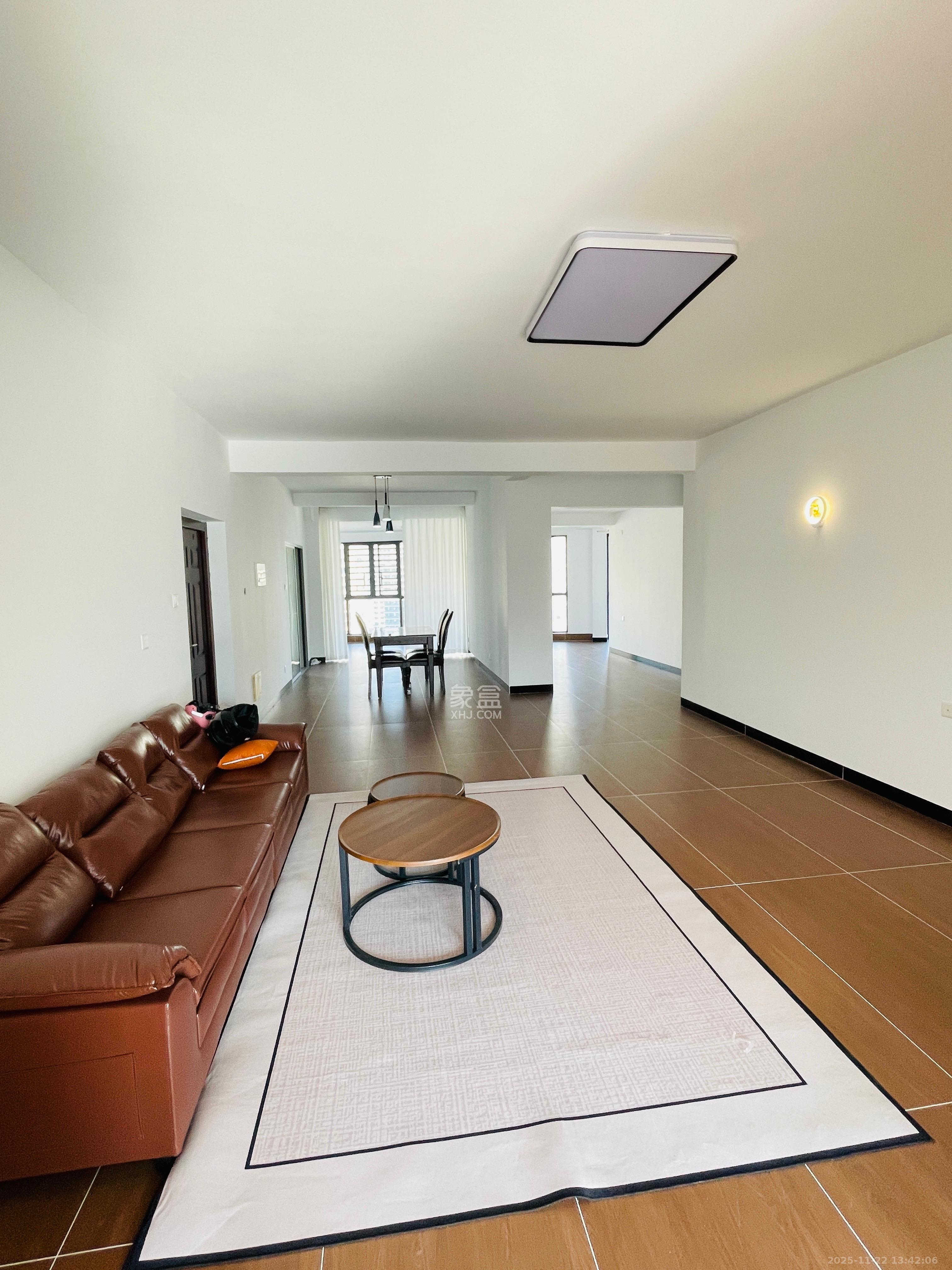 勤诚达新界 5室2厅2卫 3000.0元/月 勤诚达新界 5室2厅2卫 3000.0元/月室内图