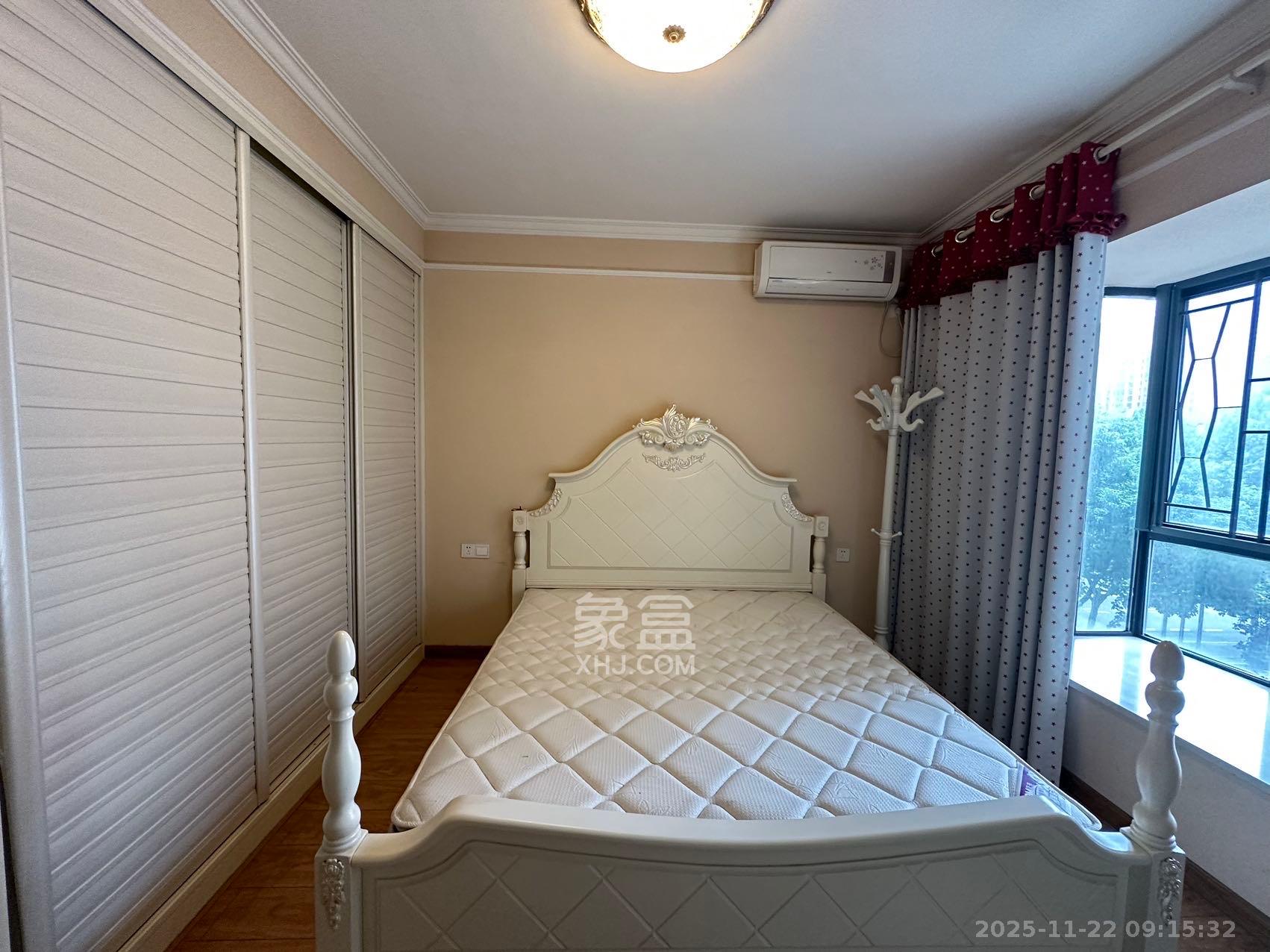 鸿基橄榄君庭  3室1厅1卫    2600.0元/月室内图