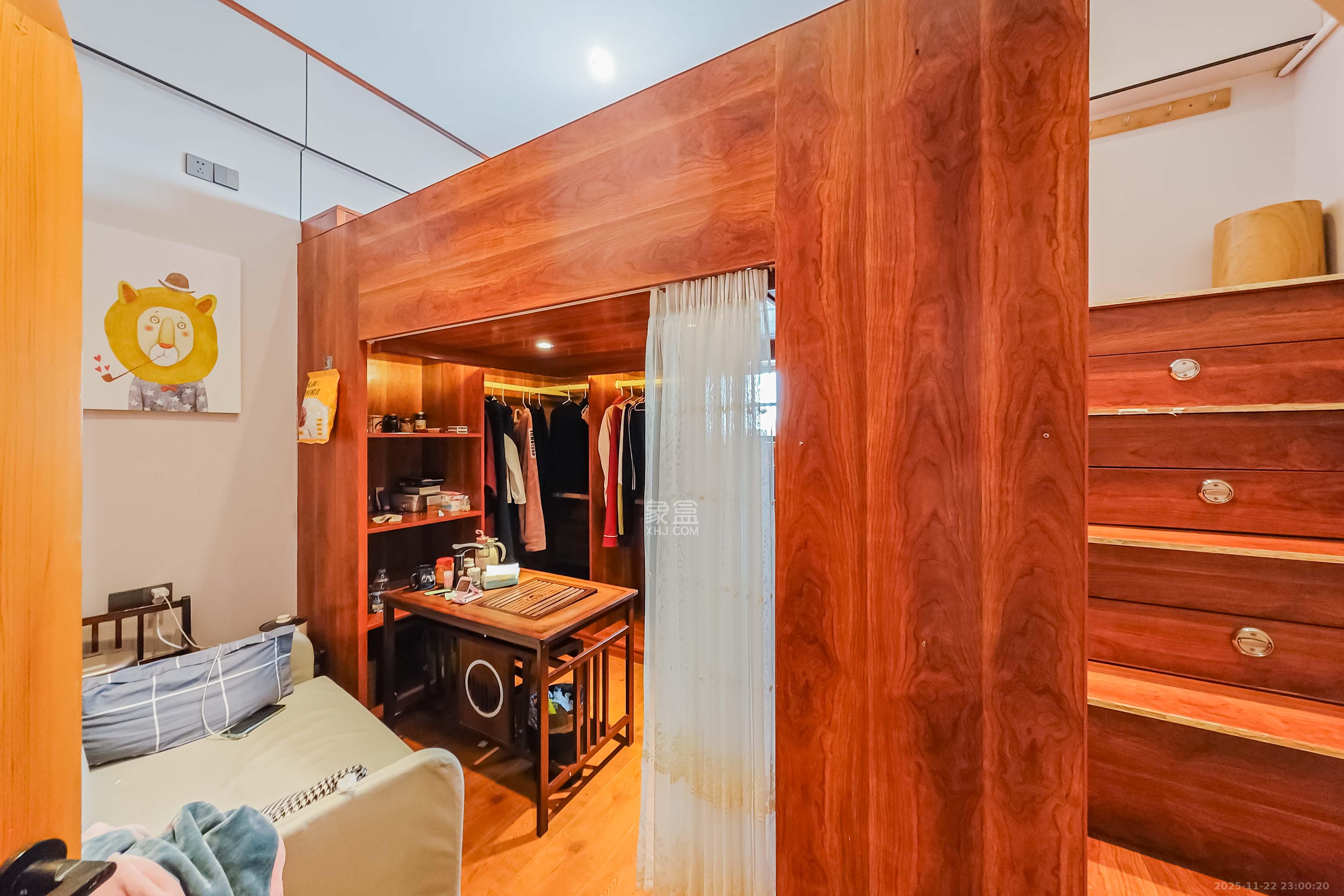 绿地长沙城际空间站(绿地新里佳苑) 1室1厅1卫 40.0万 绿地长沙城际空间站(绿地新里佳苑) 1室1厅1卫 40.0万卧室