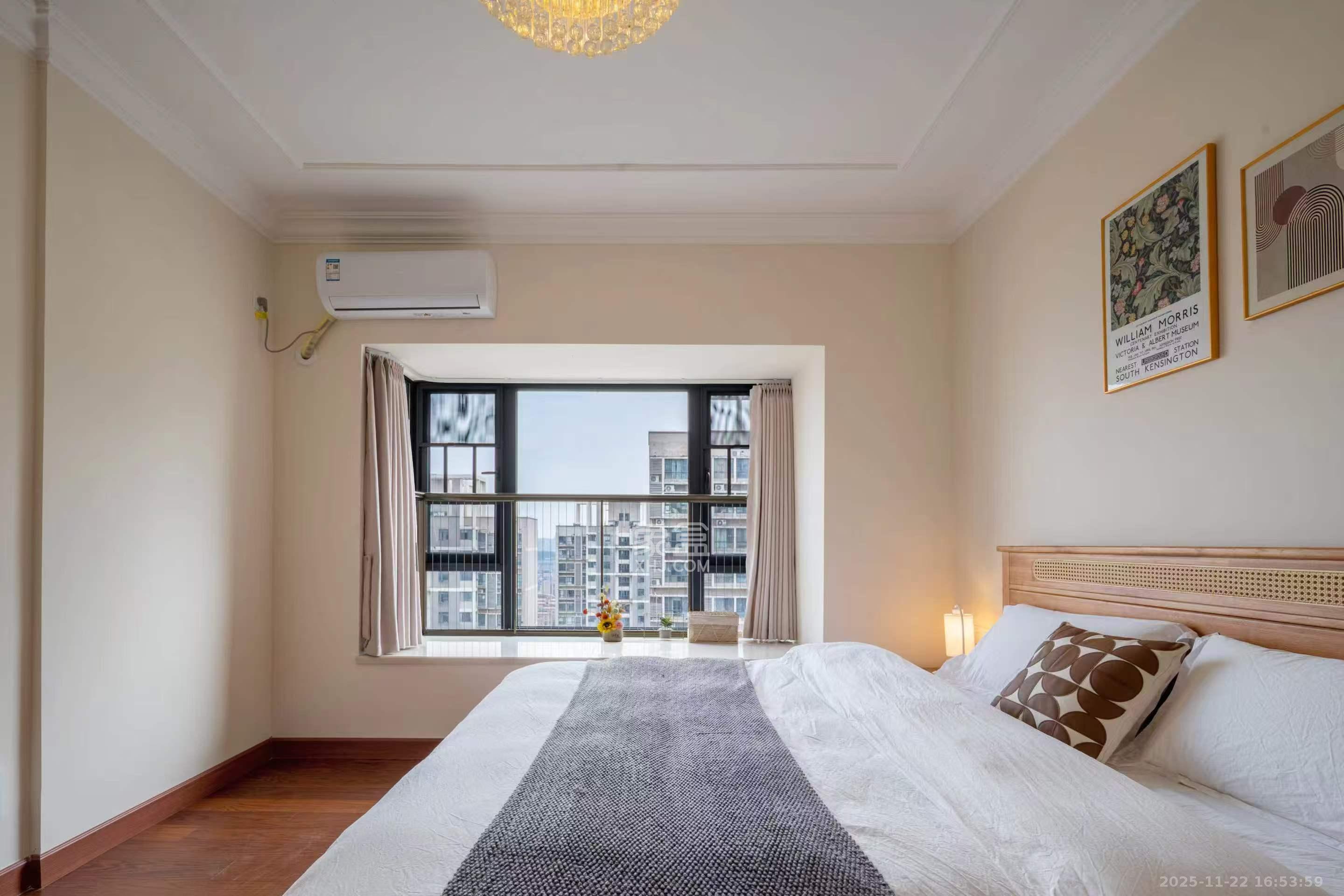 恒大雅苑 3室2厅2卫 3500.0元/月 恒大雅苑 3室2厅2卫 3500.0元/月室内图