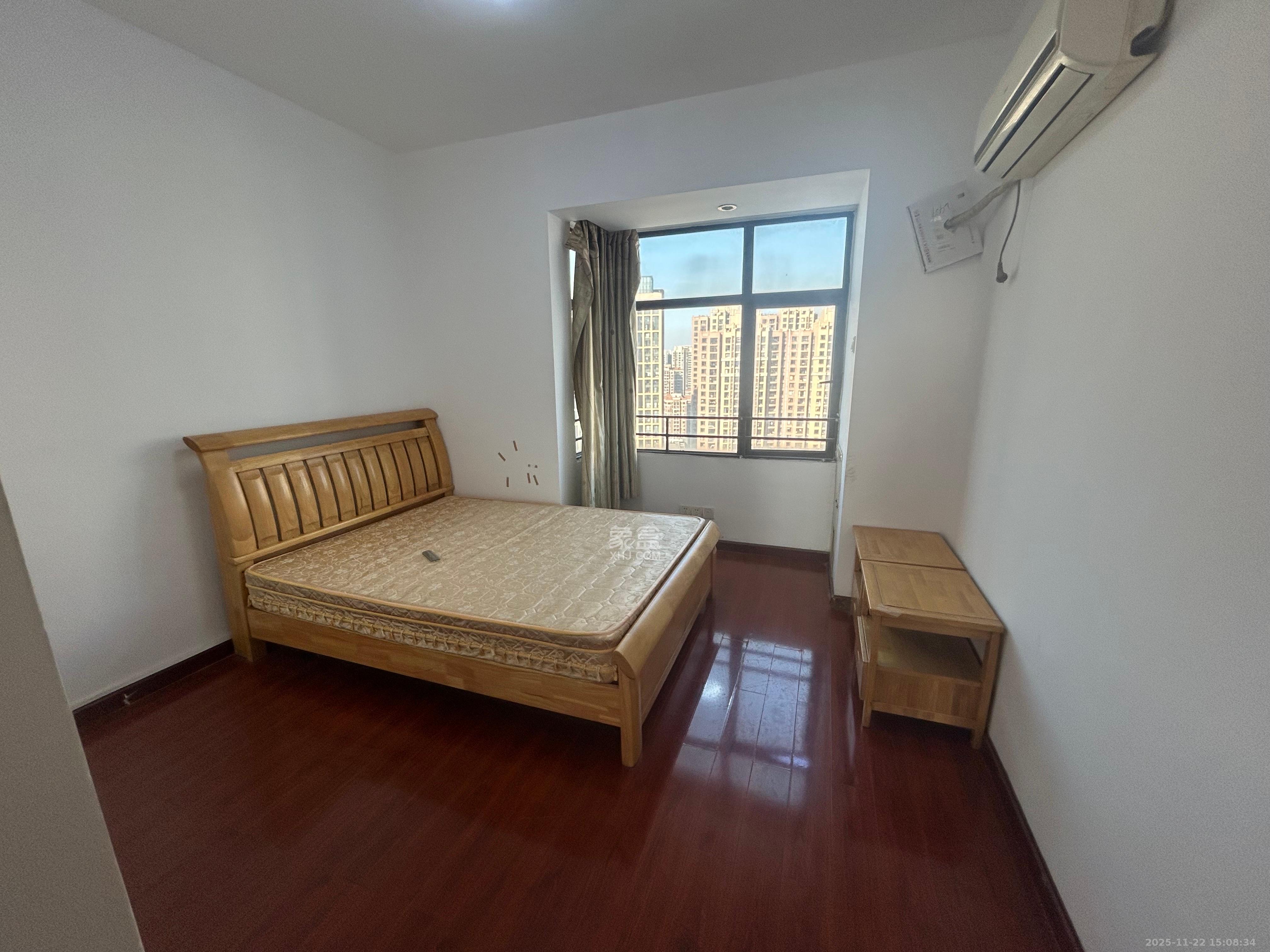 尚城 3室2厅2卫 2000.0元/月 尚城 3室2厅2卫 2000.0元/月室内图