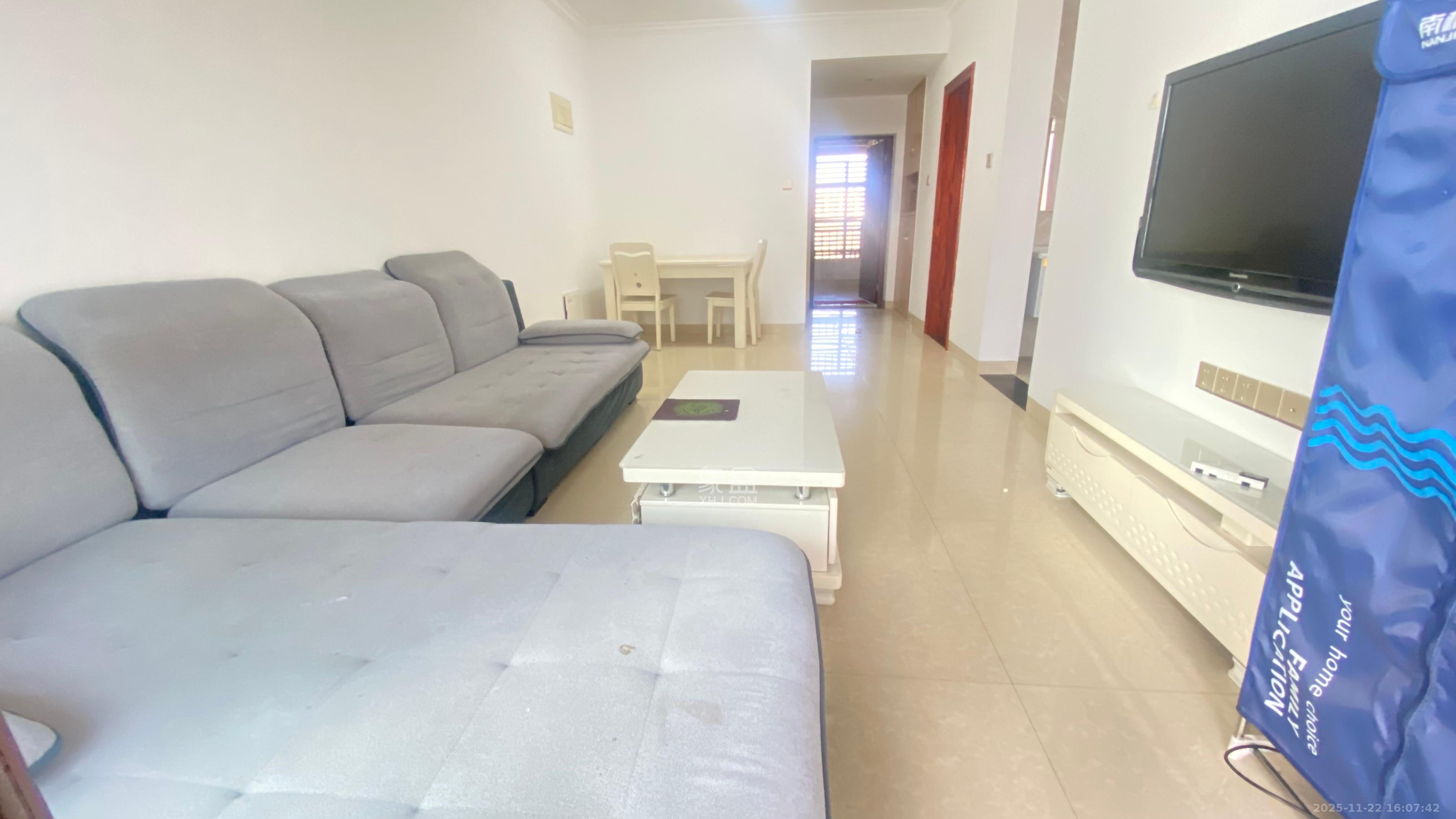 山语城三期  2室2厅1卫    1500.0元/月室内图