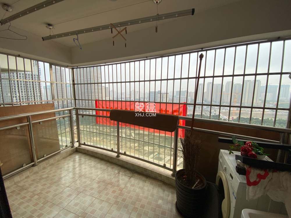 国兴城（C区）  2室2厅1卫    2700.0元/月室内图