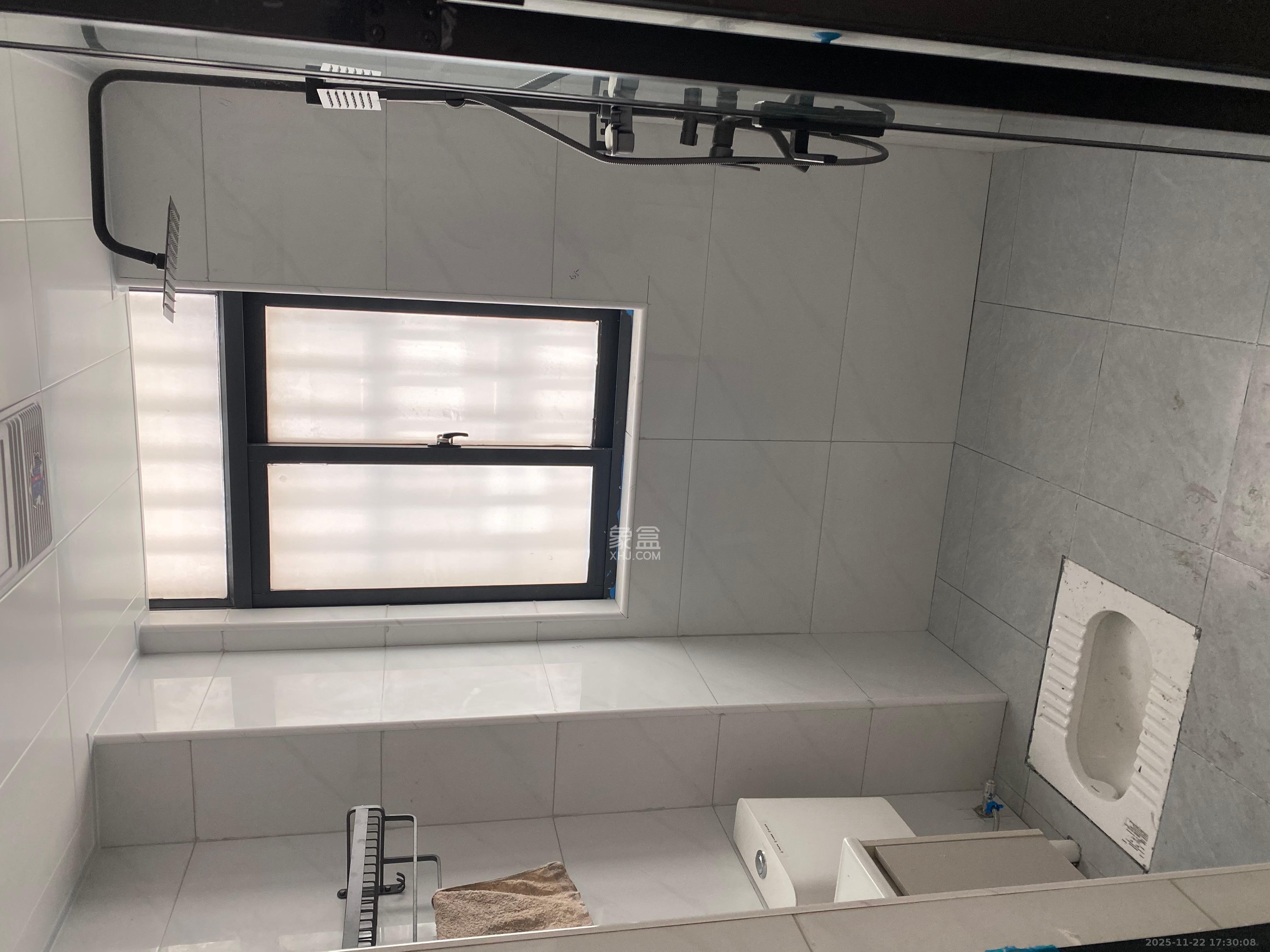 华侨假日中心(晟华苑) 2室2厅1卫 2300.0元/月 华侨假日中心(晟华苑) 2室2厅1卫 2300.0元/月室内图