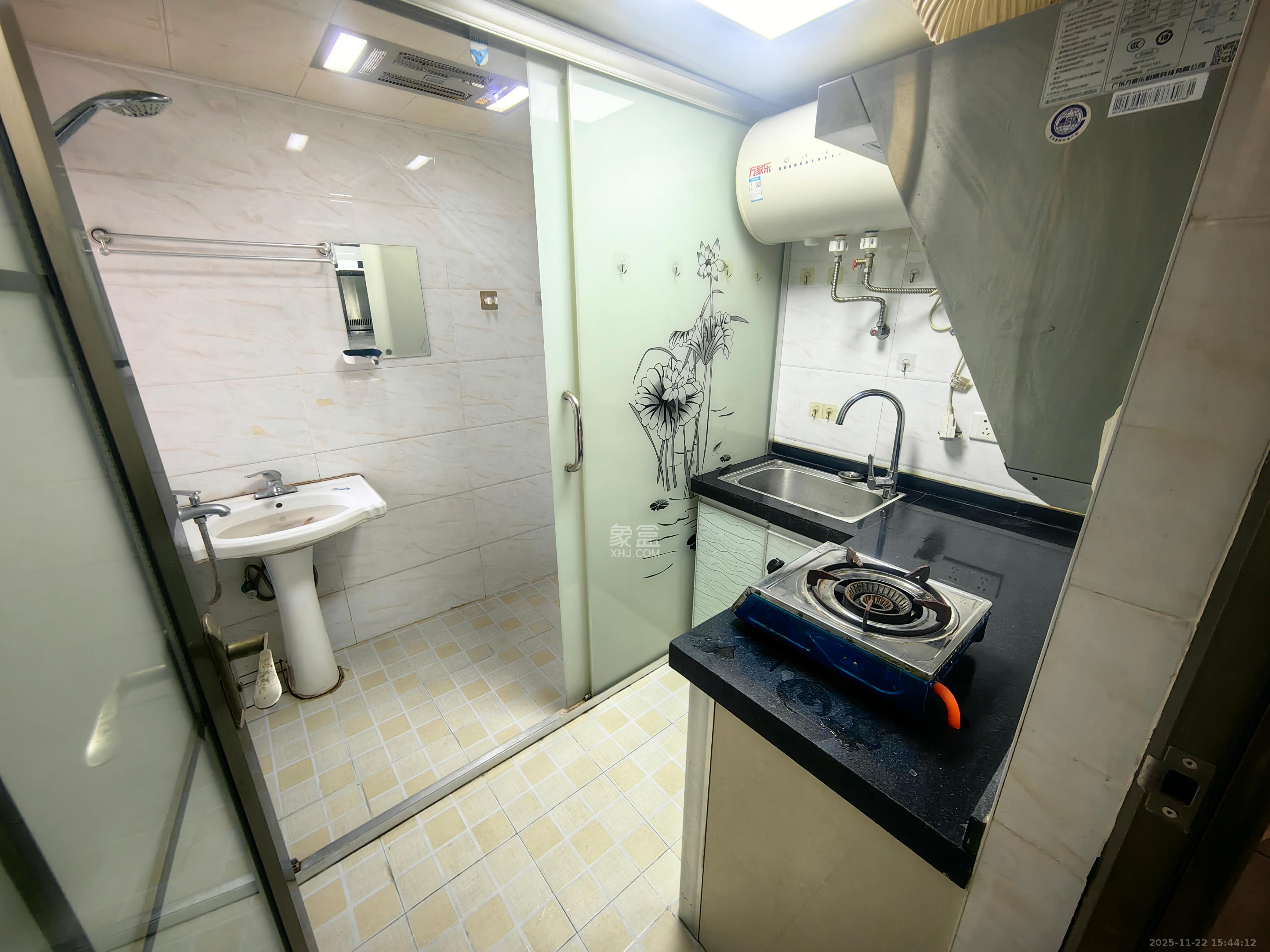 观沙嘉园 1室1厅1卫 1400.0元/月 观沙嘉园 1室1厅1卫 1400.0元/月室内图