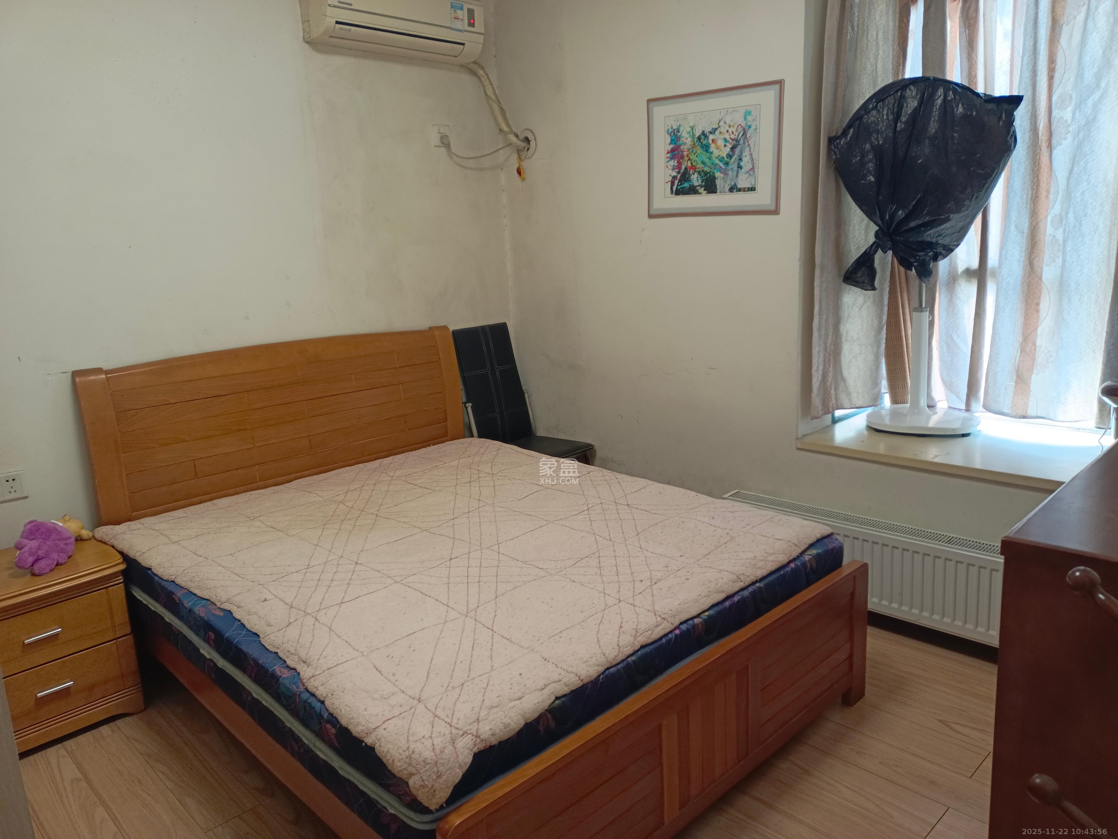 西湖丽景  3室2厅2卫    2600.0元/月室内图