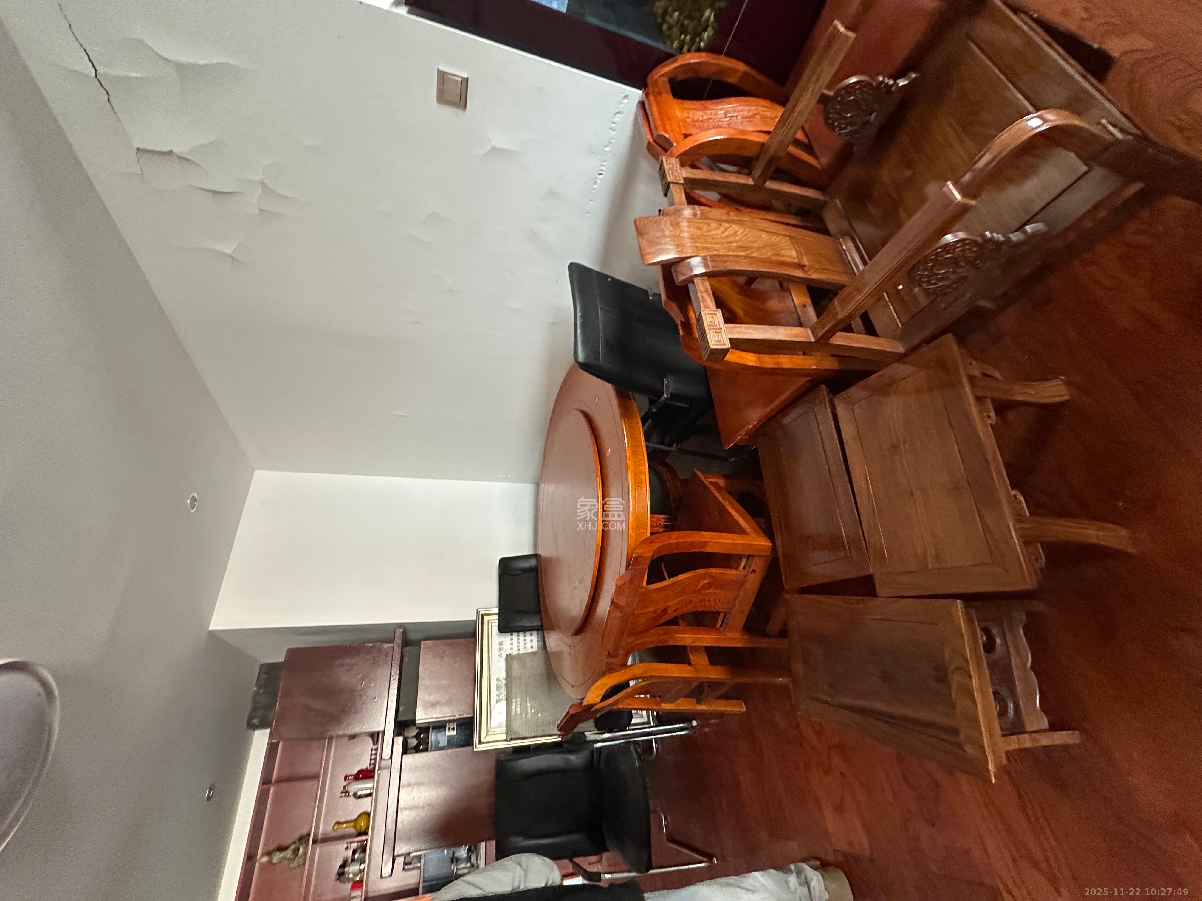 银海大厦  3室2厅1卫    3500.0元/月室内图