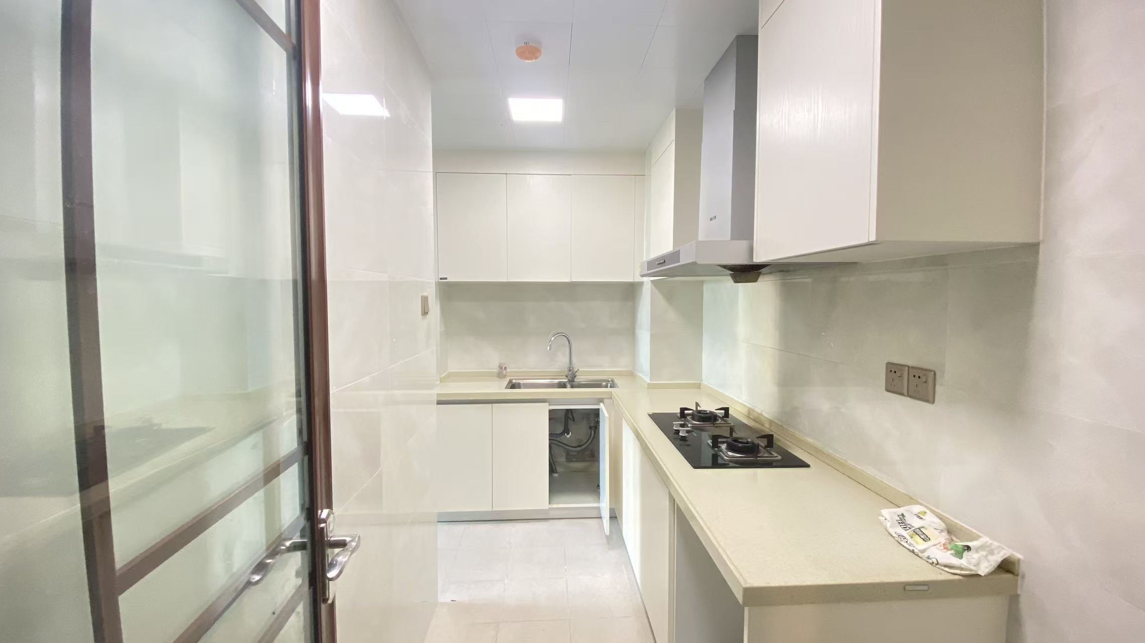 星华海岸城三期  2室2厅1卫    1800.0元/月室内图