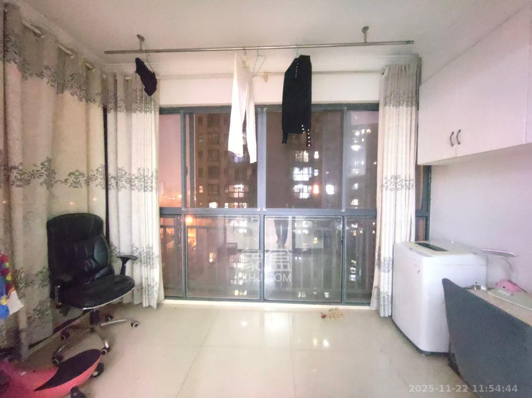 莱茵城 2室2厅1卫 1800.0元/月 莱茵城 2室2厅1卫 1800.0元/月室内图