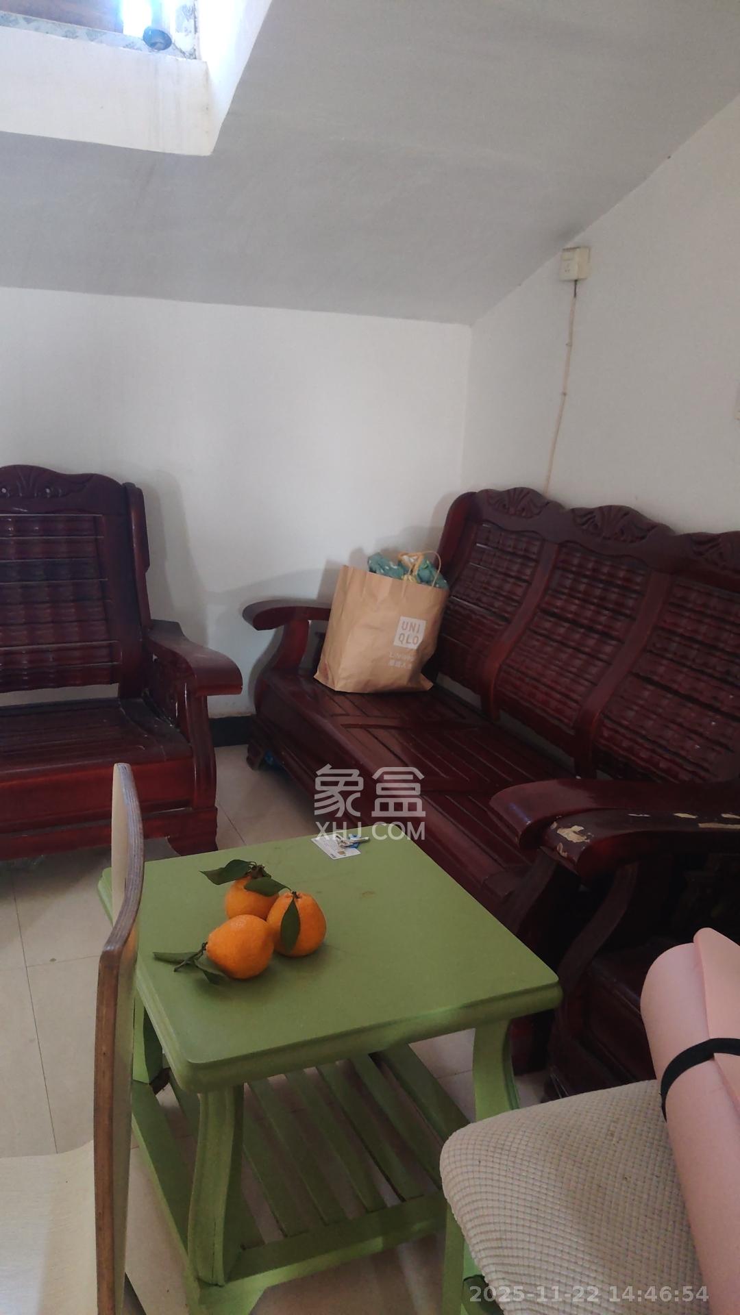 鄱阳小区 2室1厅1卫 900.0元/月 鄱阳小区 2室1厅1卫 900.0元/月室内图