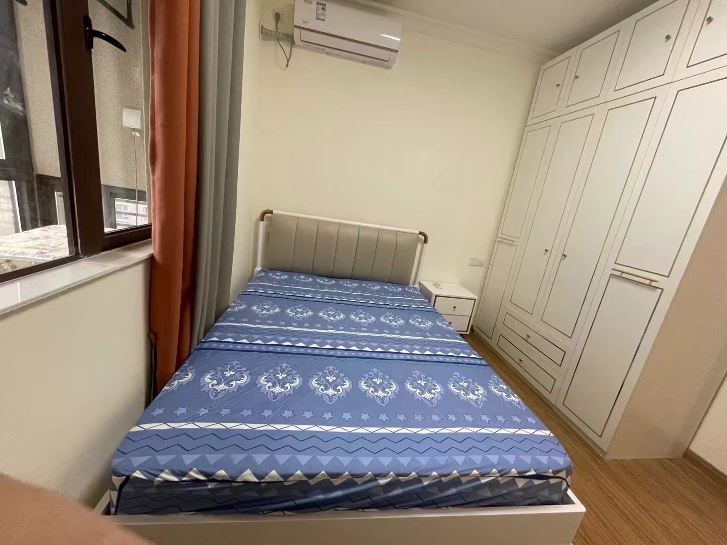 华耀碧桂园十里江湾誉峯 2室1厅1卫 1700.0元/月 华耀碧桂园十里江湾誉峯 2室1厅1卫 1700.0元/月室内图