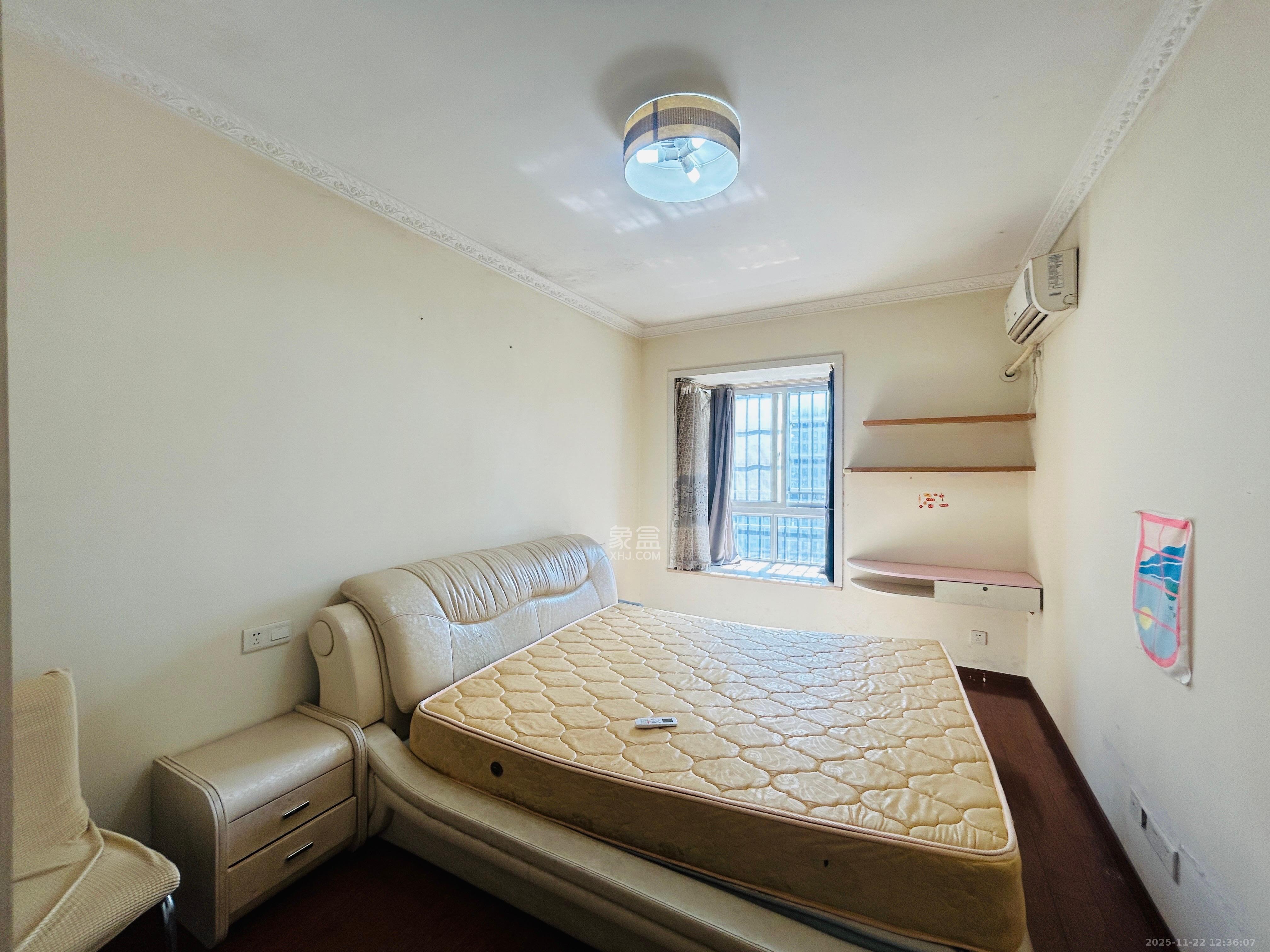 中房F联邦  3室2厅1卫    2700.0元/月室内图