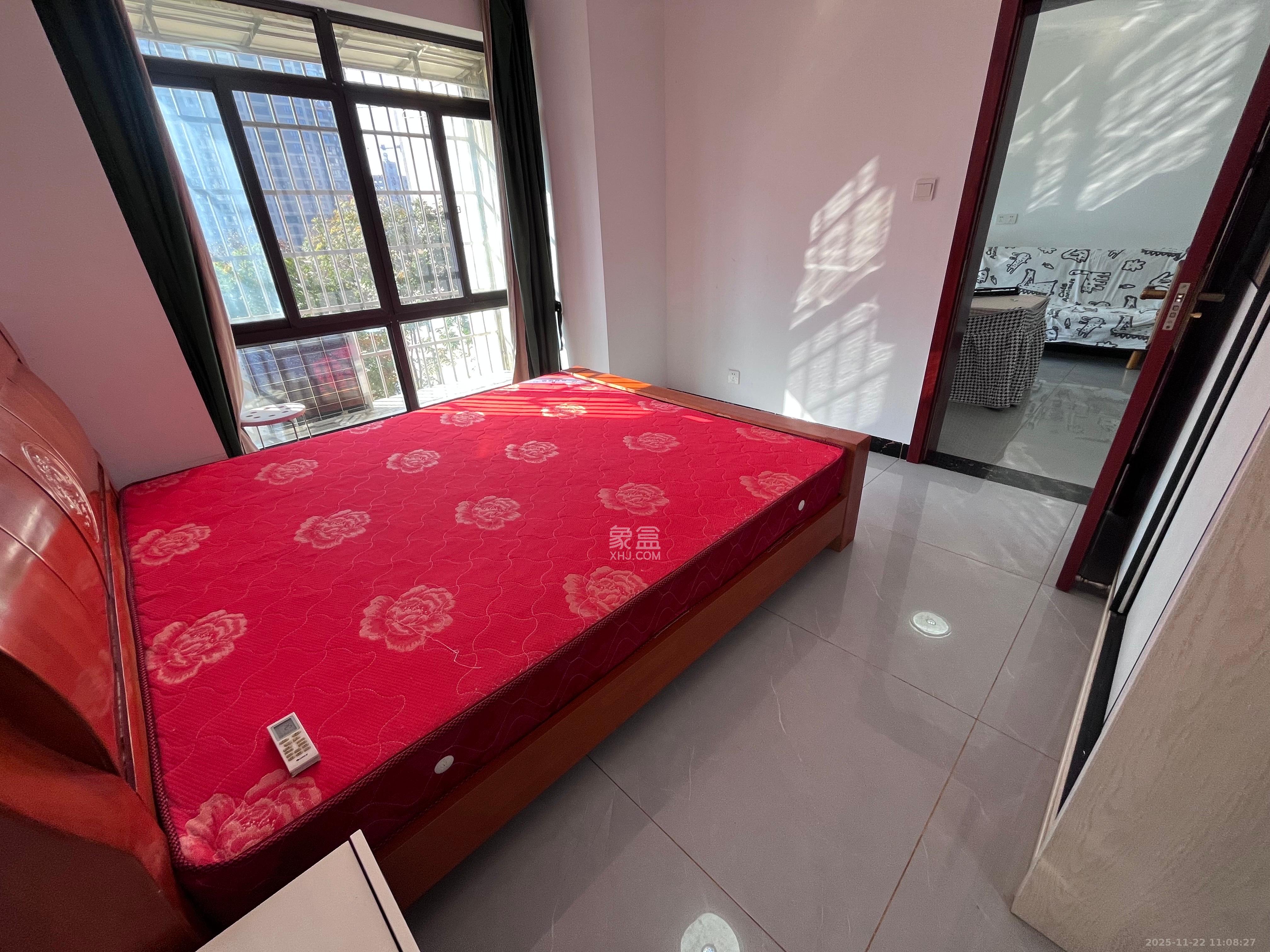 和康园小区  1室1厅1卫    1250.0元/月室内图