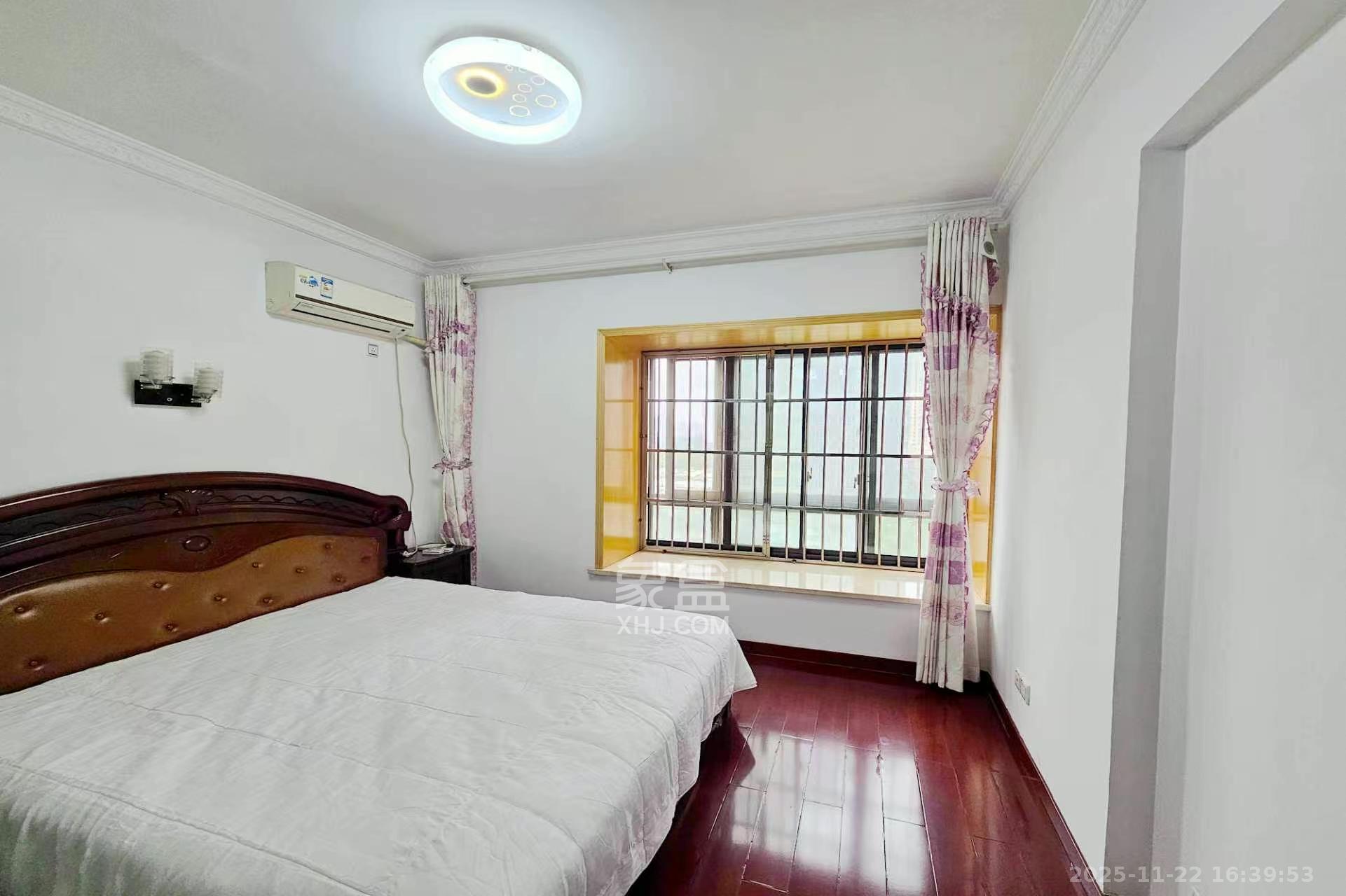 嘉宇盛世华章 3室2厅1卫 2400.0元/月 嘉宇盛世华章 3室2厅1卫 2400.0元/月室内图