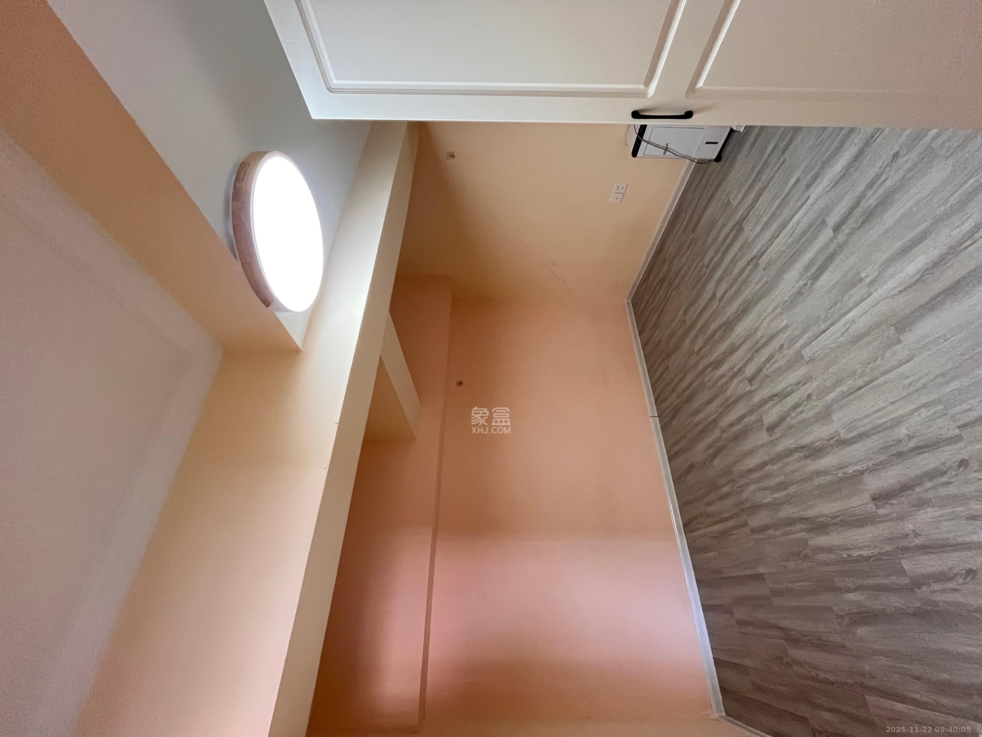 麓江春  2室2厅1卫    2200.0元/月室内图