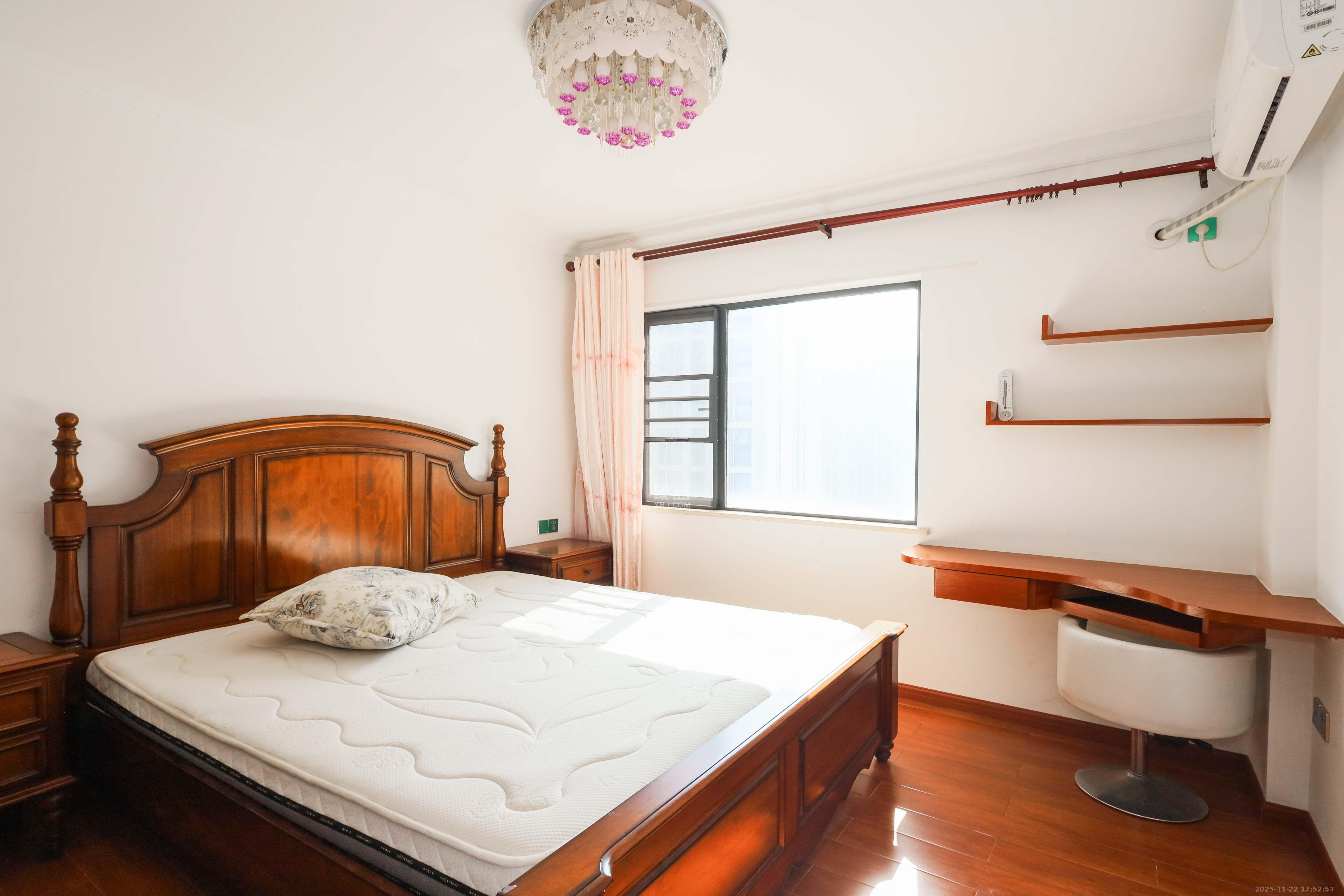 好莱城（弘德西街）  4室2厅1卫    2900.0元/月室内图