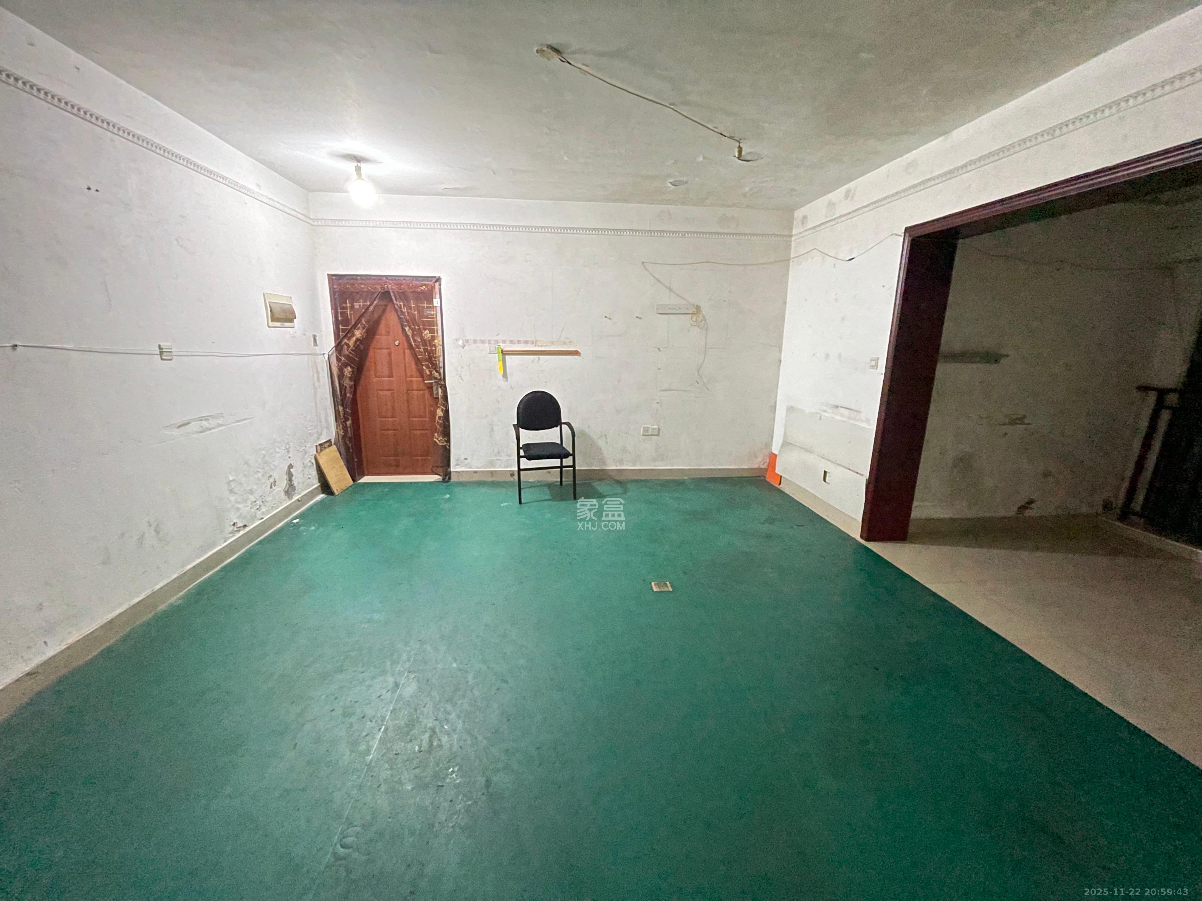 中城丽景香山园 3室2厅2卫 3900.0元/月 中城丽景香山园 3室2厅2卫 3900.0元/月室内图