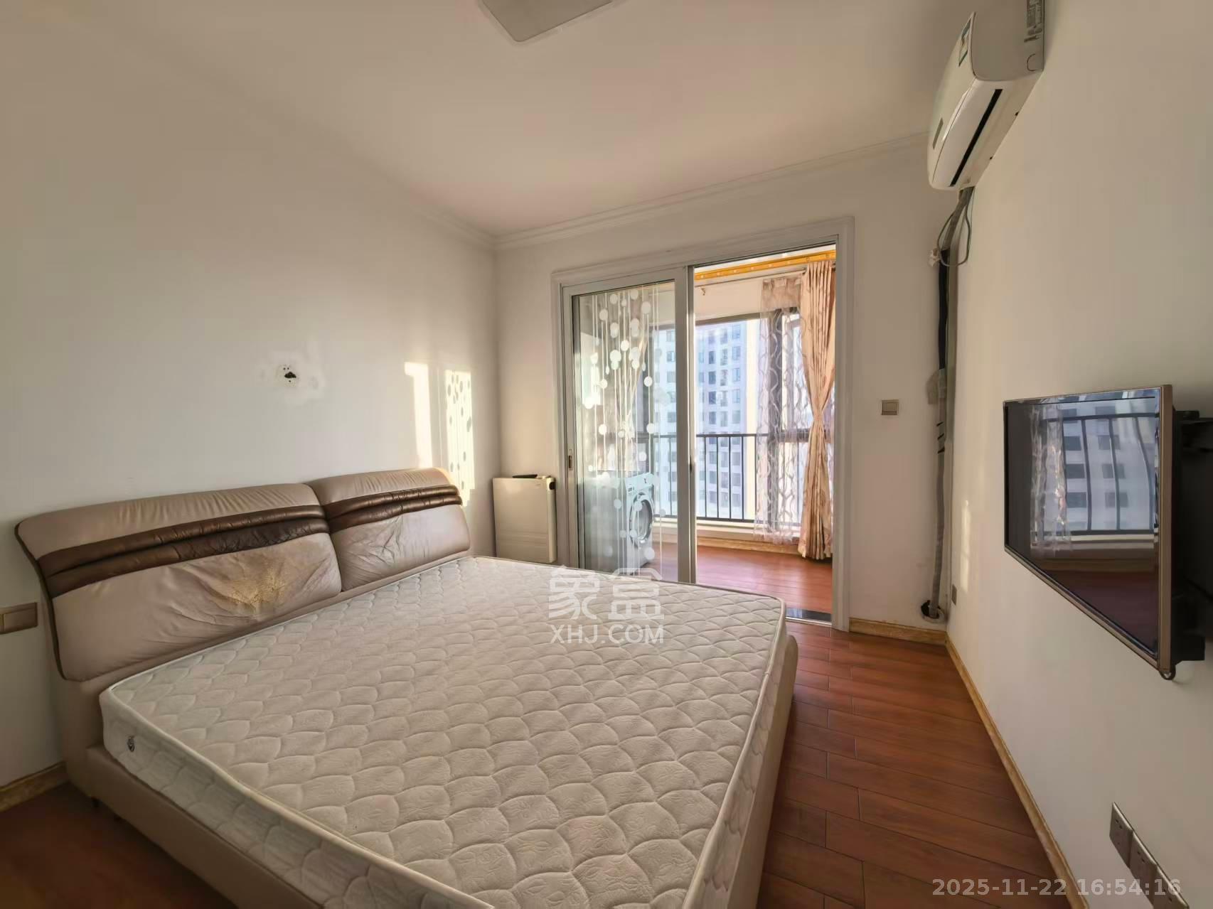 怡海星城 1室2厅1卫 1350.0元/月 怡海星城 1室2厅1卫 1350.0元/月室内图