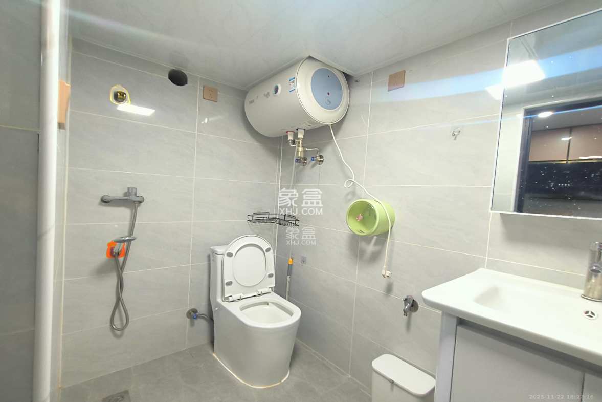 新长海漓湘悦 1室1厅1卫 1700.0元/月 新长海漓湘悦 1室1厅1卫 1700.0元/月室内图