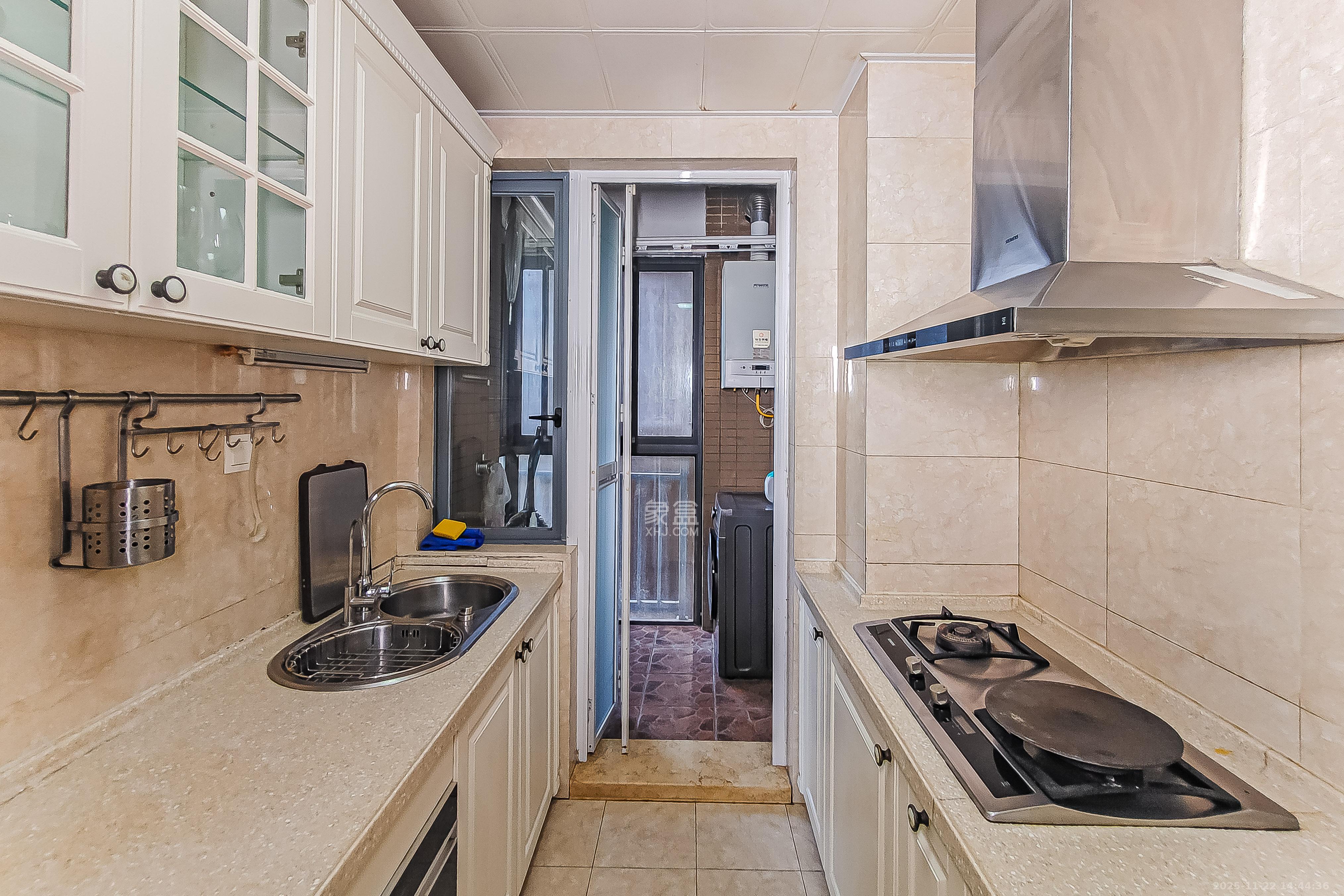 万博汇 3室2厅2卫 230.0万 万博汇 3室2厅2卫 230.0万厨房